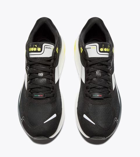 ATOMO STAR, NEGRO/BLANCO (C7406) Zapatilla de running Made in Italy - Ligereza y amortiguación - Para todos los géneros ATOMO STAR NEGRO/BLANCO (C7406) - Diadora