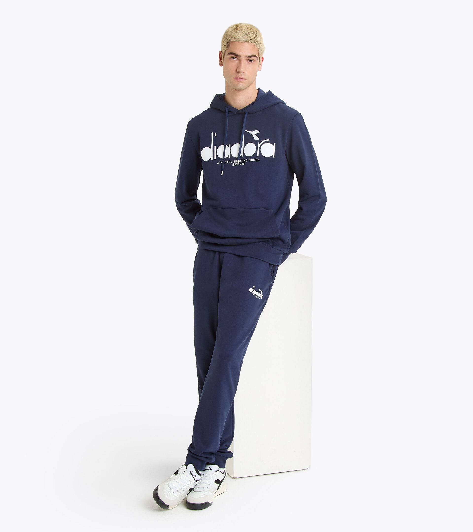 Color block hoodie - All-Gender HOODIE LOGO CLASSIC NAVY - Diadora