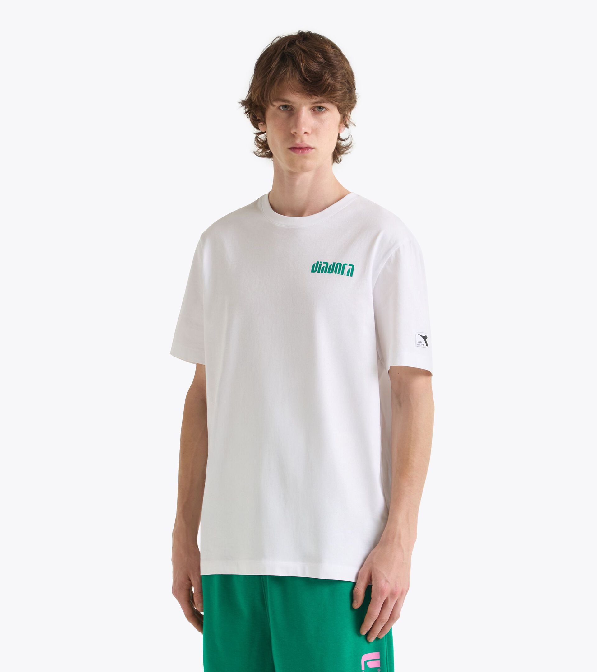 Camiseta de algodón - Para todos los géneros
 T-SHIRT SS ATHL. LOGO SL VERDE 562 C - Diadora