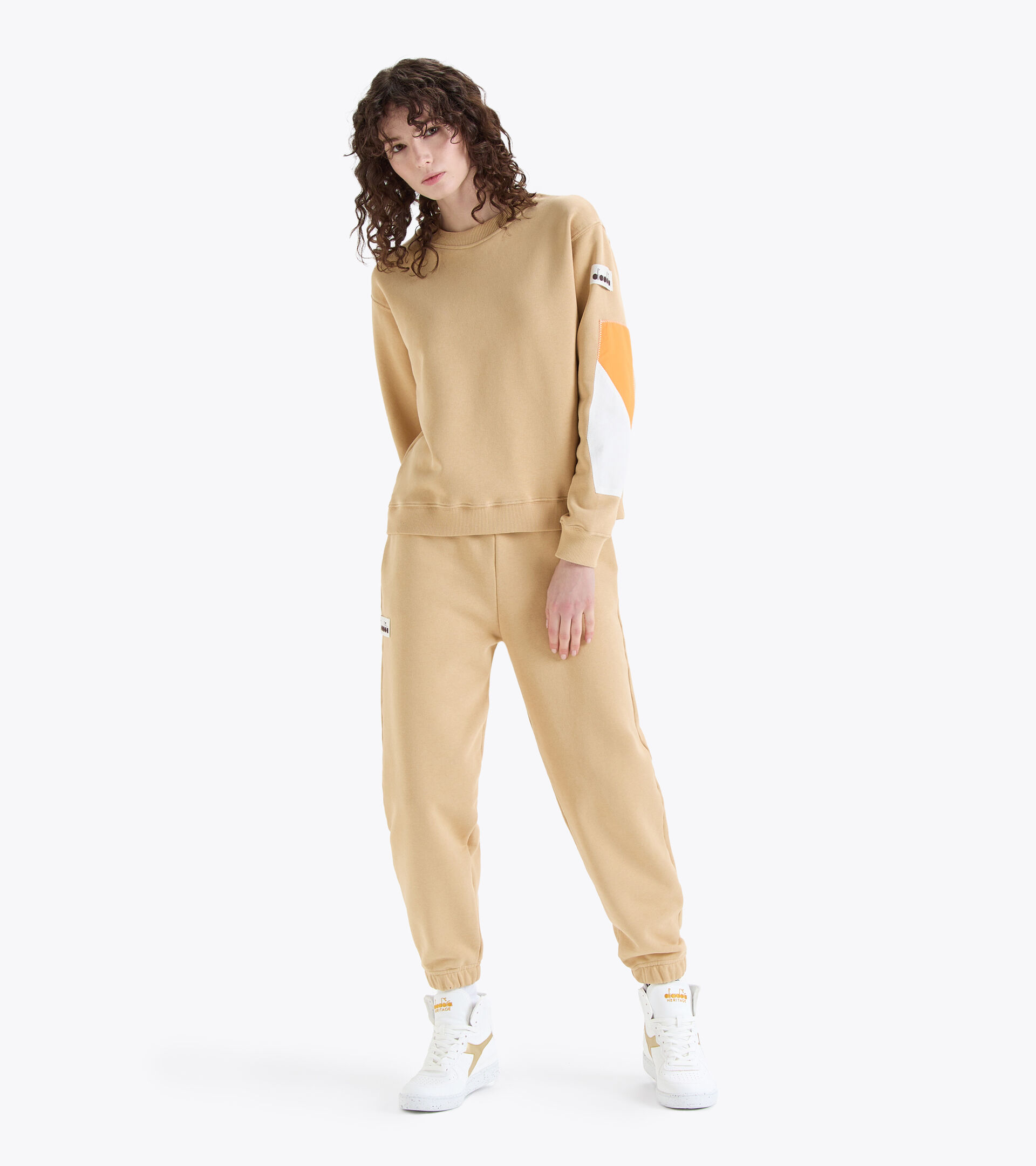 Made in Italy sweatshirt 2030 - Women L. SWEATSHIRT CREW 2030 WARM SAND - Diadora
