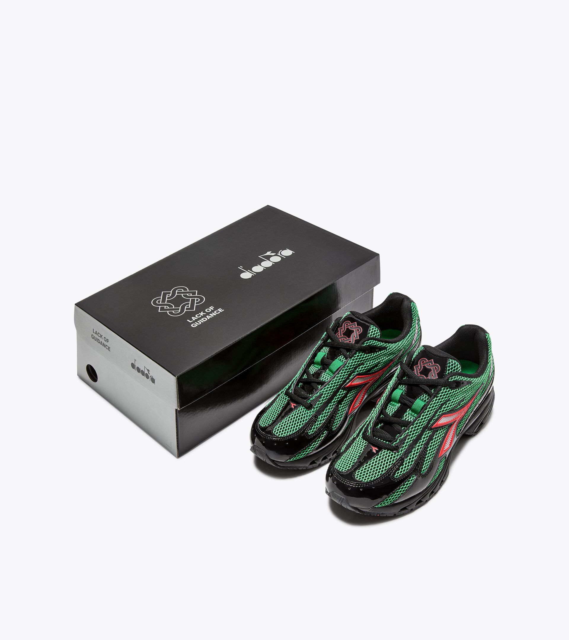 Sports shoe - All-Gender MYTHOS 280 LACK OF GUIDANCE MEADOW GREEN/BLACK - Diadora