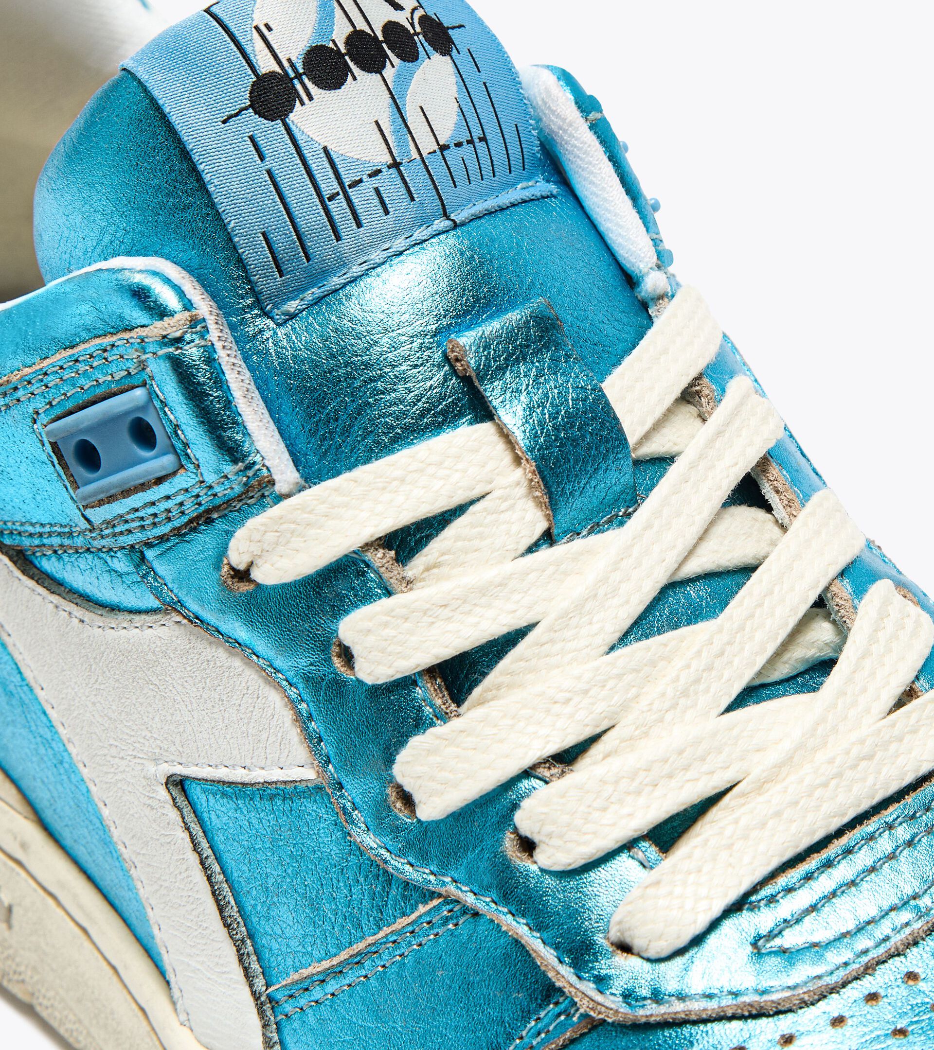 Heritage leather sneaker - Women’s B.560 METALLIC WN HERITAGE BLUE - Diadora