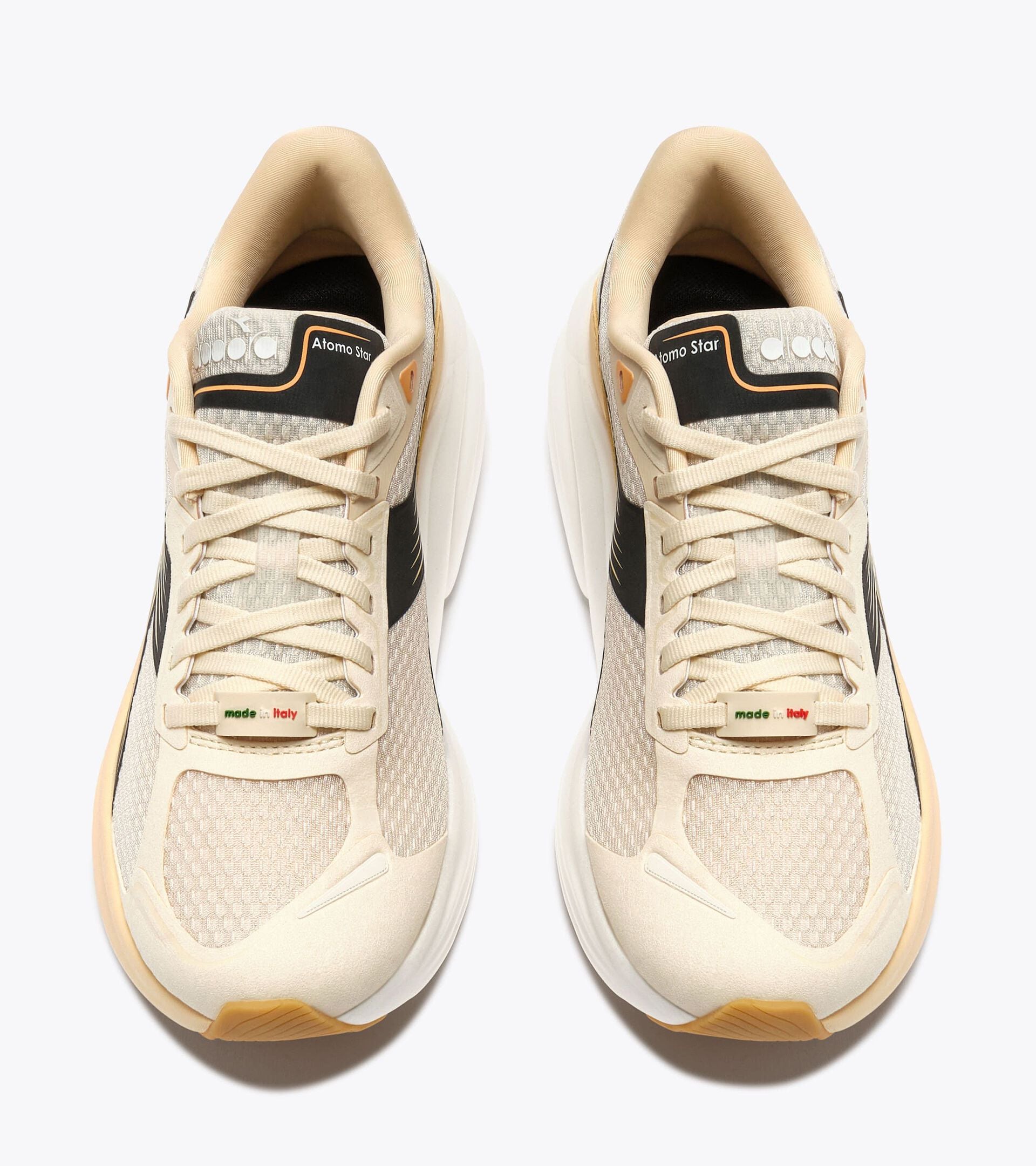 Made in Italy running shoe - Lightness and cushioning - All-Gender ATOMO STAR BUTTERCREAM /BLACK - Diadora