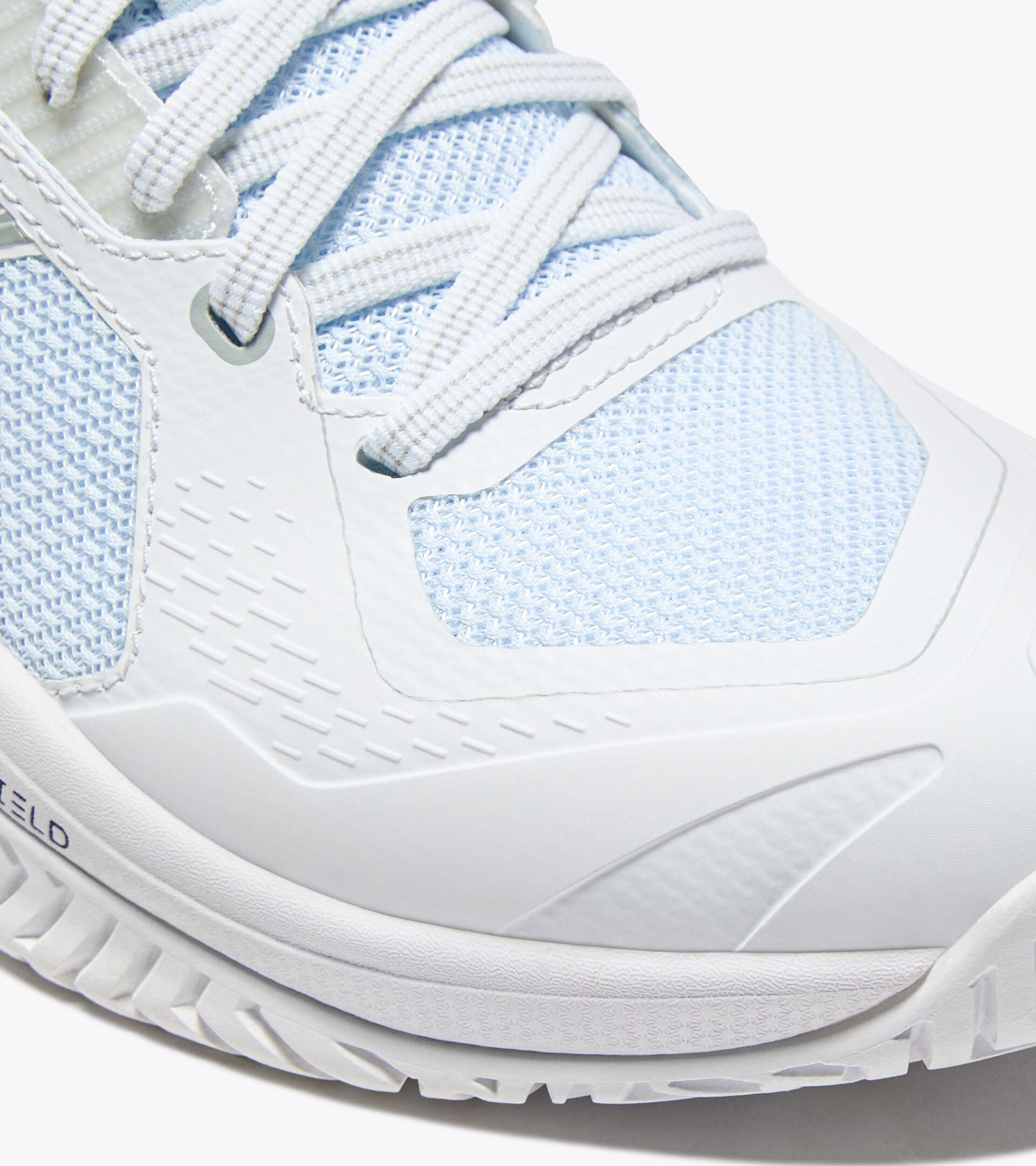 Zapatilla de tenis para superficies duras o de tierra batida - Protecci&oacute;n y amortiguaci&oacute;n - Mujer BLUSHIELD TORNEO 3 W AG BLANCO/PLATA  (C6103) - Diadora