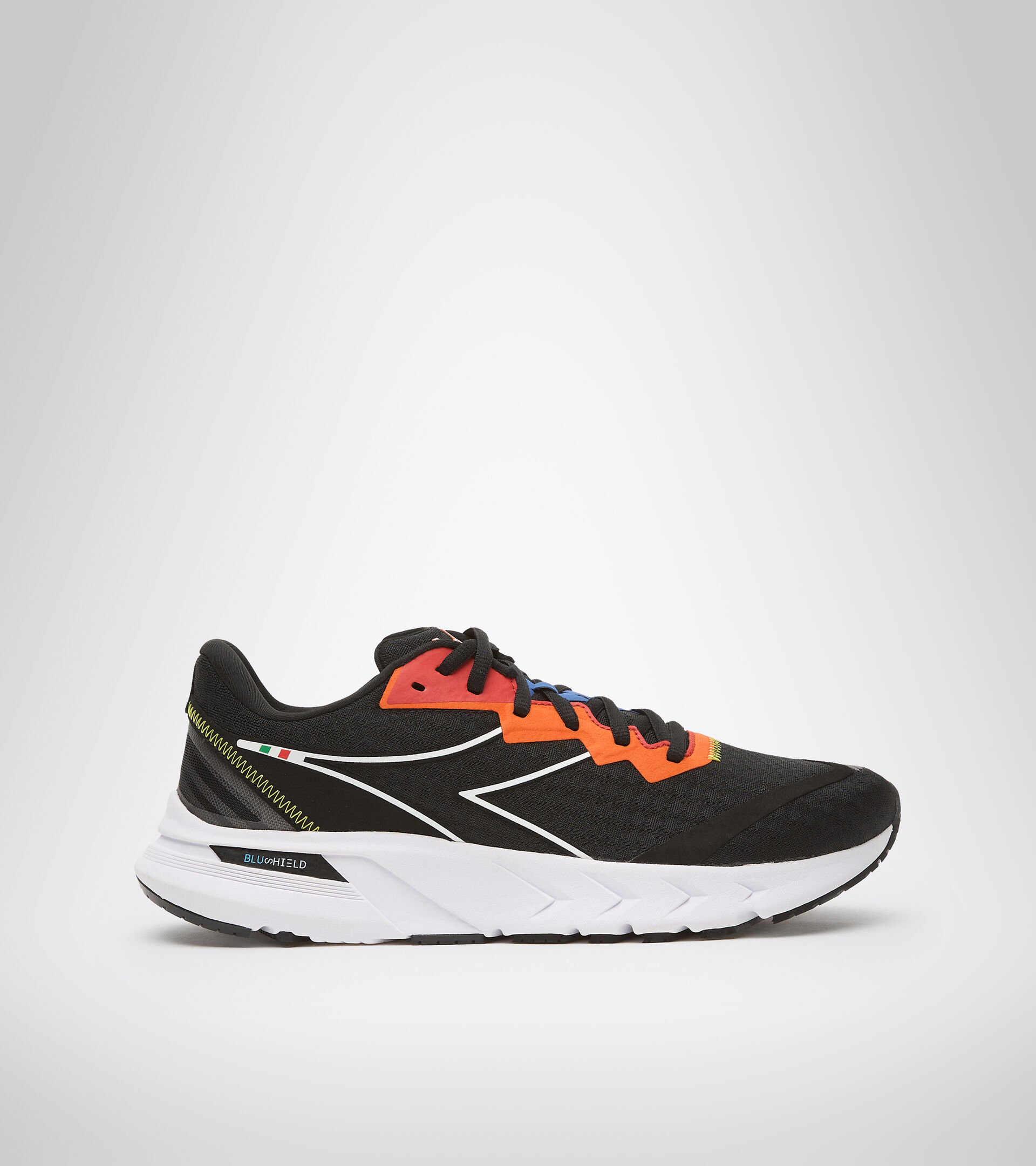 Diadora men's MYTHOS BLUSHIELD VOLO 2