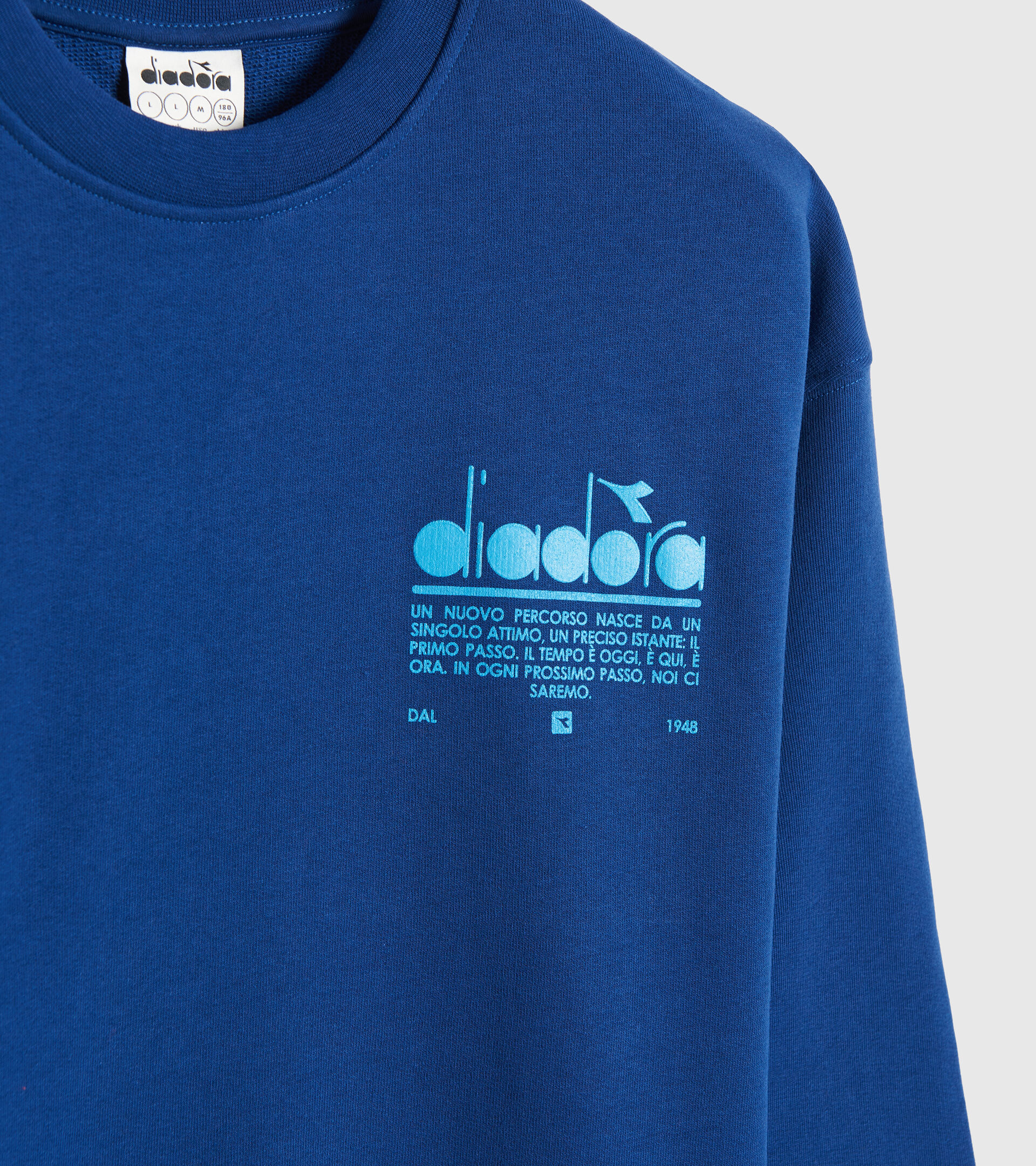 Sweat-shirt ras-de-cou en Coton - Unisexe SWEATSHIRT CREW MANIFESTO BLEU DOMAINE - Diadora