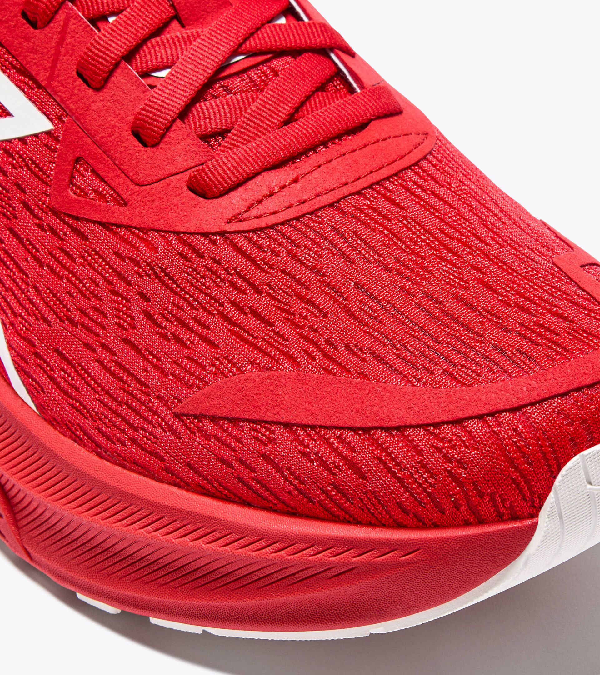 Running shoe - Comfort and stability - Men's NUCLEO 2 FIERY RED/WHITE - Diadora