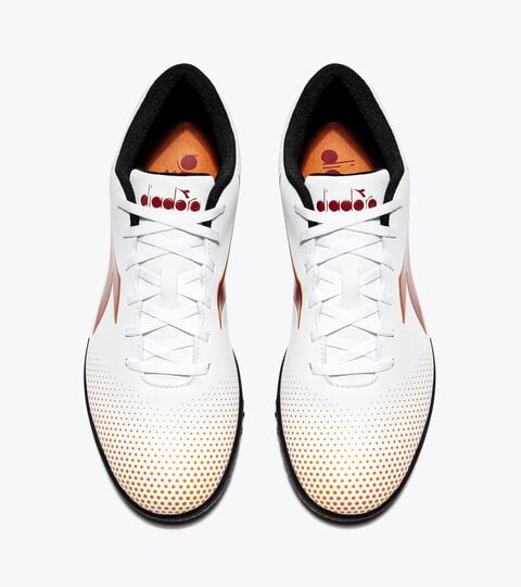PICHICHI 7 TFR, WHITE/CHILI PEPPER/RUSSET ORANGE Calcio boots for synthetic ground - Men's PICHICHI 7 TFR WHITE/CHILI PEPPER/RUSSET ORANGE - Diadora