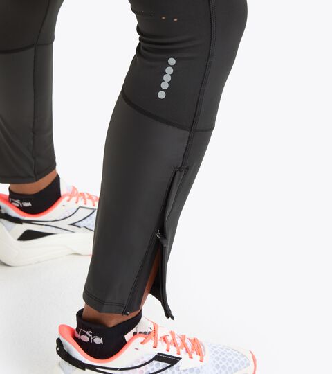 L. RUN TIGHTS WINTER PROTECTION, BLACK Running tights - Winter protection - Women’s
L. RUN TIGHTS WINTER PROTECTION BLACK - Diadora