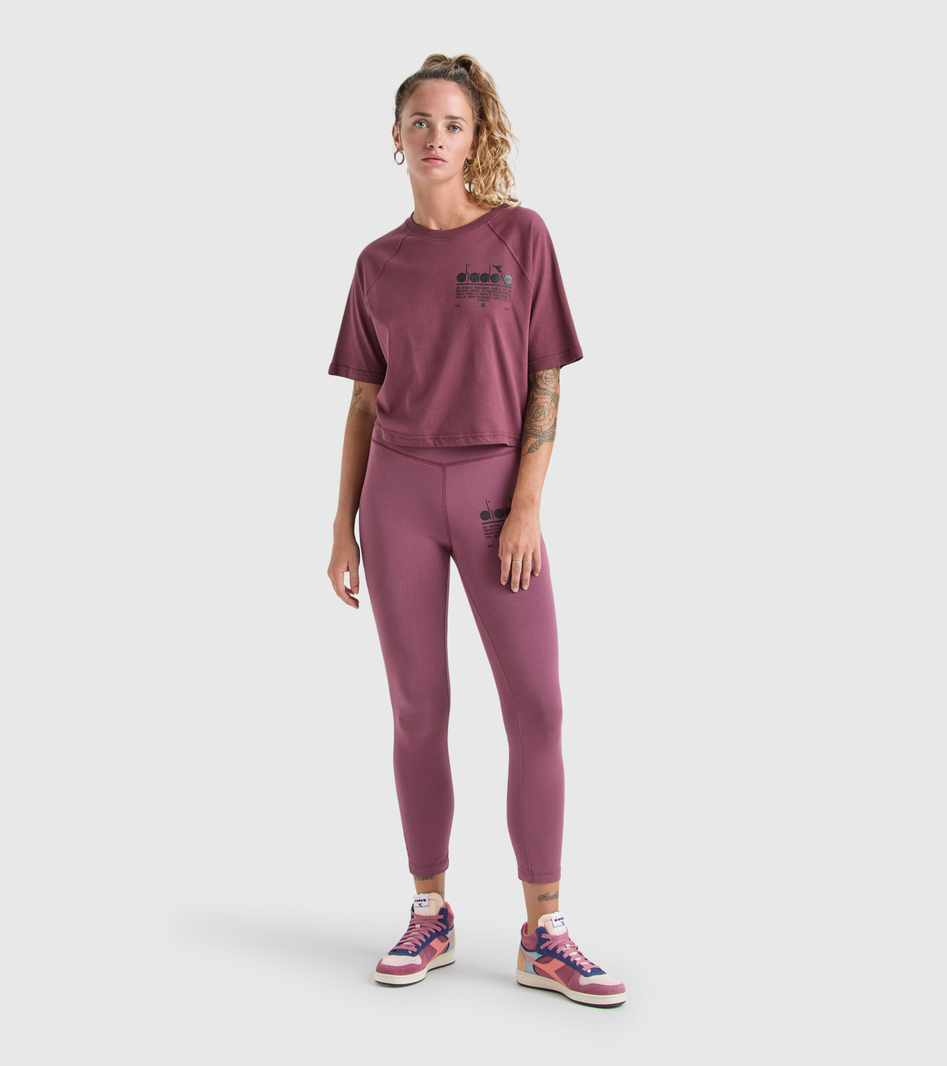 T-Shirt aus Baumwolle - Damen L. T-SHIRT SS MANIFESTO VERNICHTET VIOLETT - Diadora
