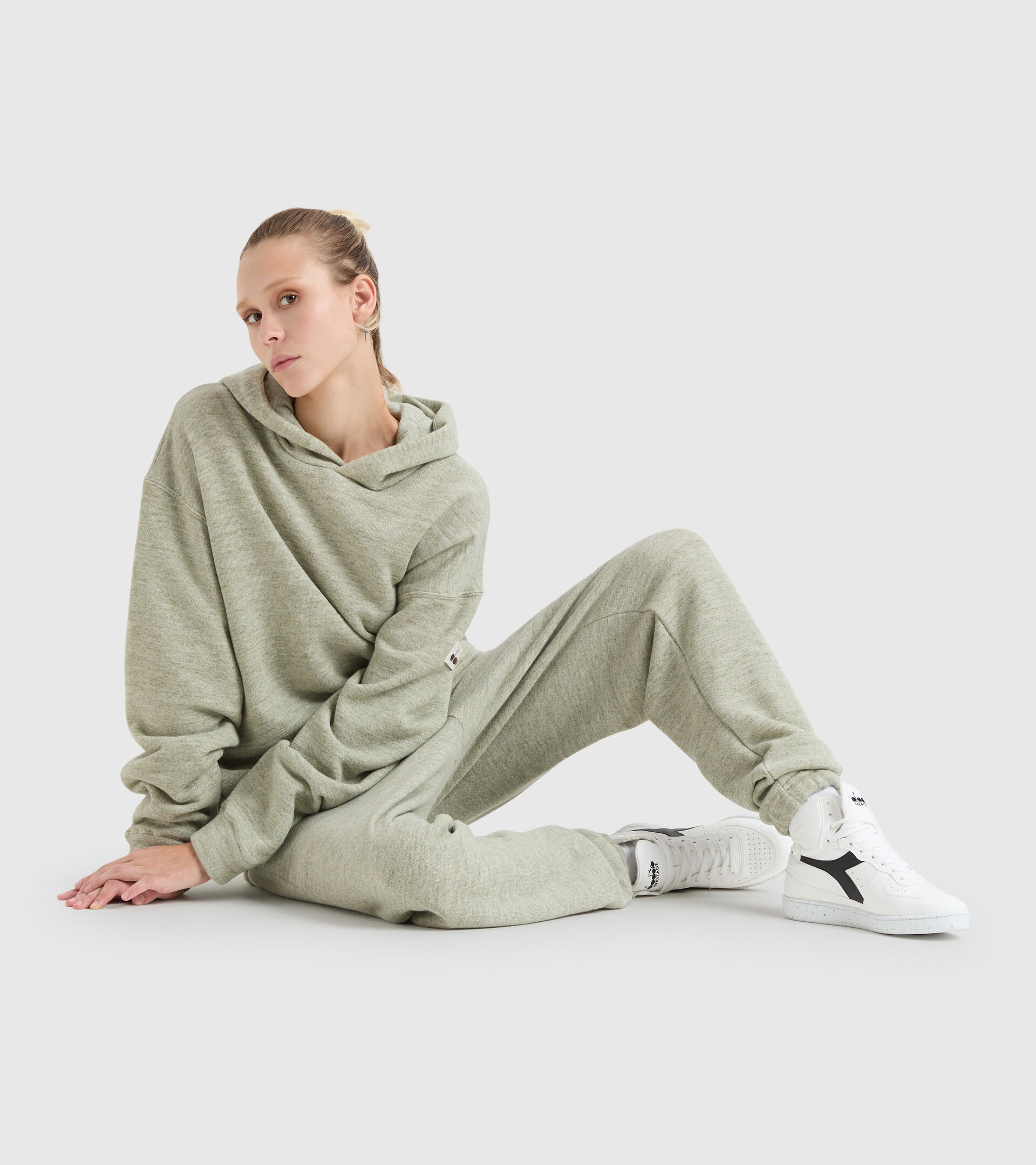 Hooded sweatshirt - Unisex HOODIE MANIFESTO 2030 DESERT SAGE MELANGE - Diadora