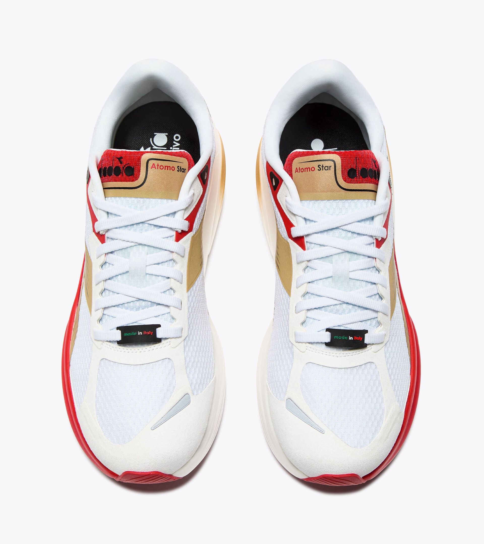 Zapatilla de running Made in Italy - Ligereza y amortiguaci&oacute;n - Para todos los g&eacute;neros ATOMO STAR WHITE/METALLIC GOLD/FIERY RED - Diadora