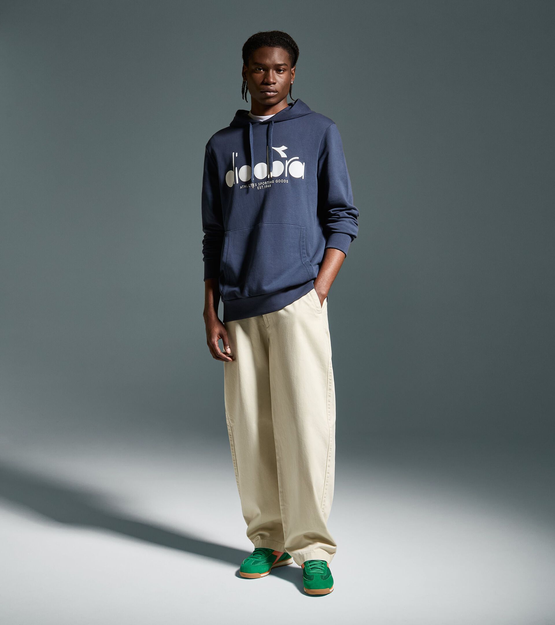 Sudadera con capucha color block - Para todos los g&eacute;neros HOODIE LOGO AZUL NOCHE - Diadora