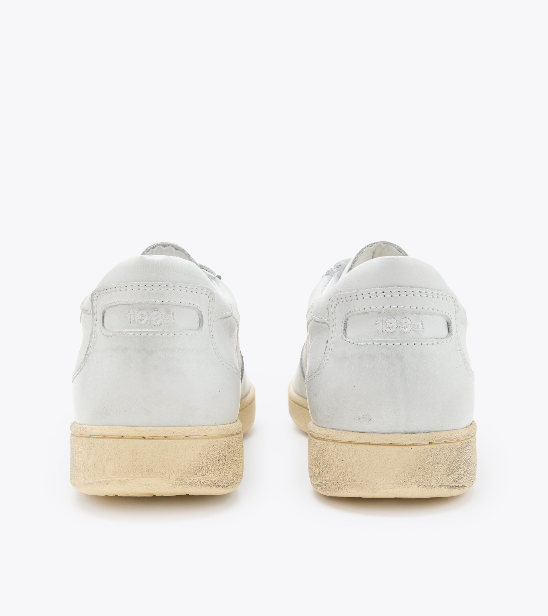 Heritage shoes - Gender neutral MI BASKET LOW USED WHITE /WHITE - Diadora