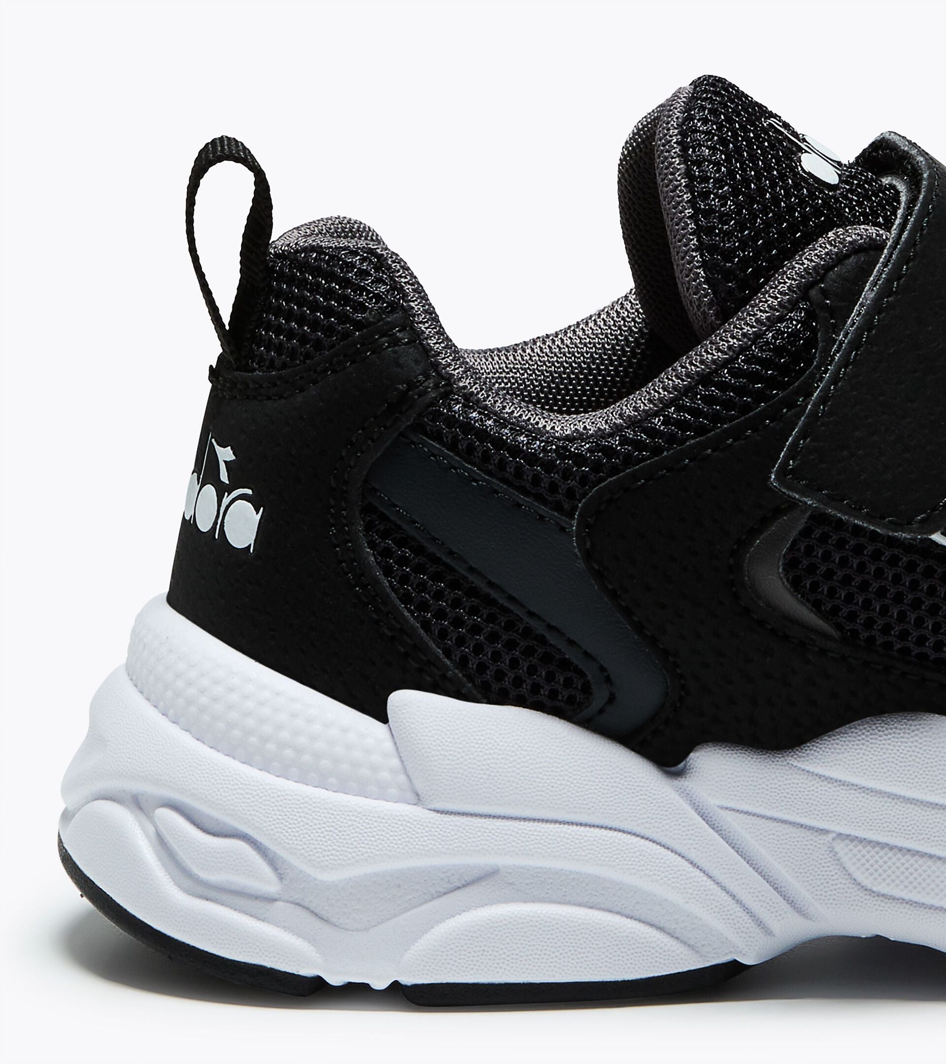 Chaussures de running - Gar&ccedil;on et fille - 4-8 ans  ALLEY PS NOIR - Diadora
