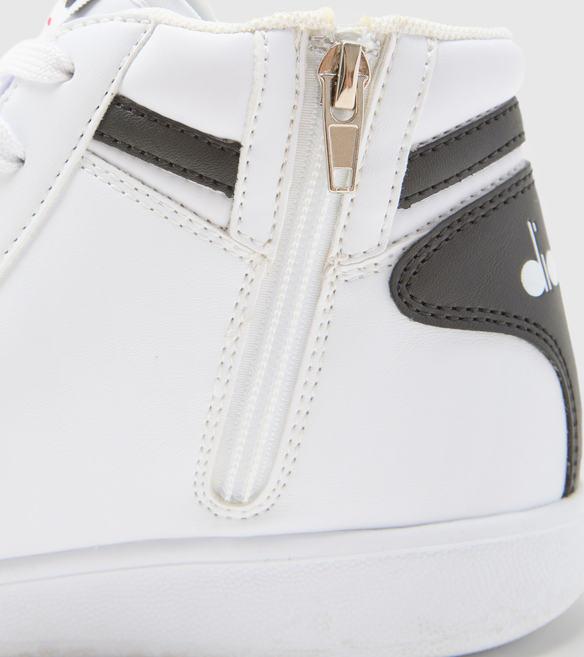 Sports shoes - Youth 8-16 years GAME P HIGH GS WHITE/WHITE/BLACK - Diadora