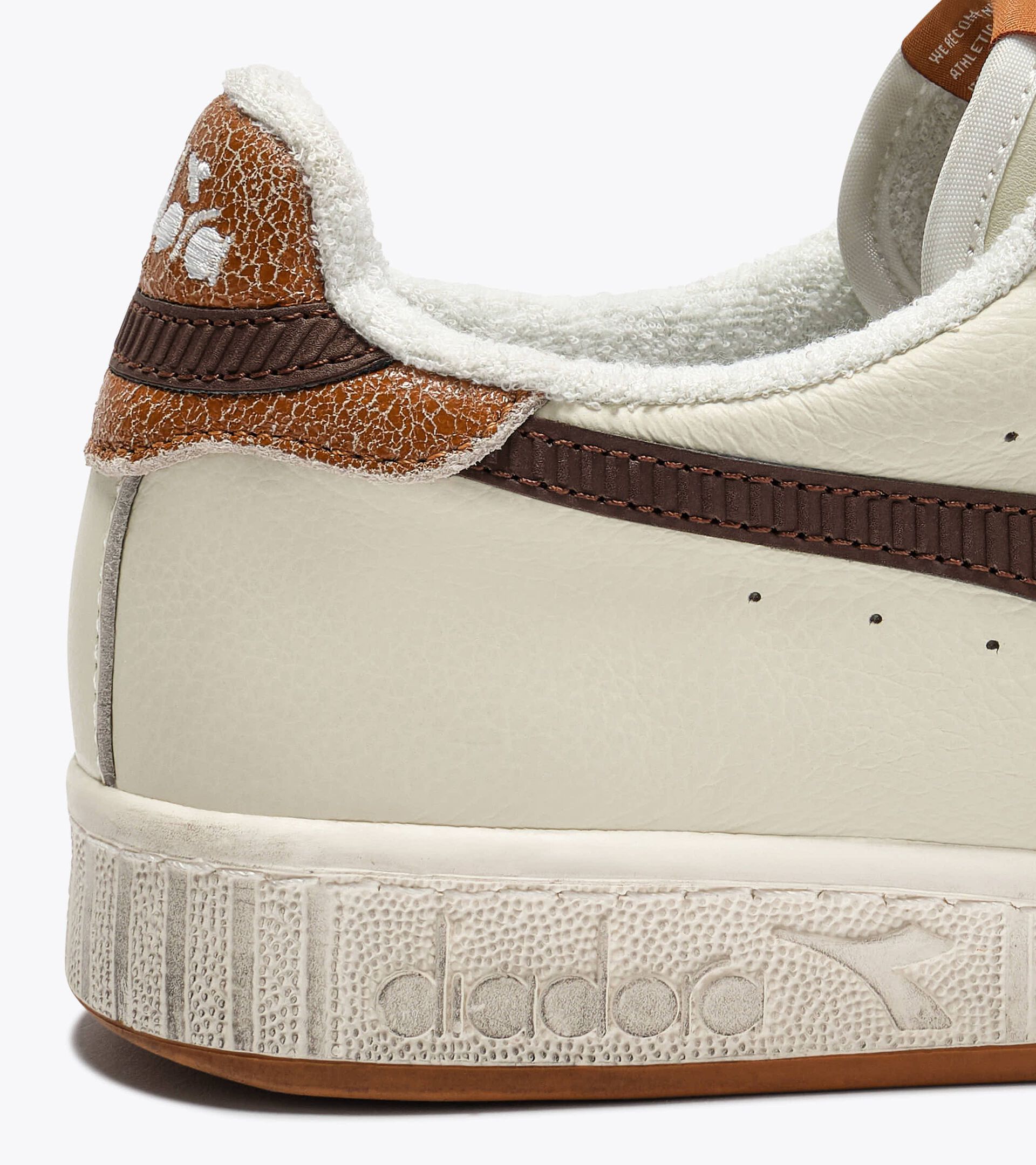 Retro-Tennis-Sneaker - Für alle Geschlechter GAME LOW STRIPES WAXED CIOCCOLATO RASATO - Diadora