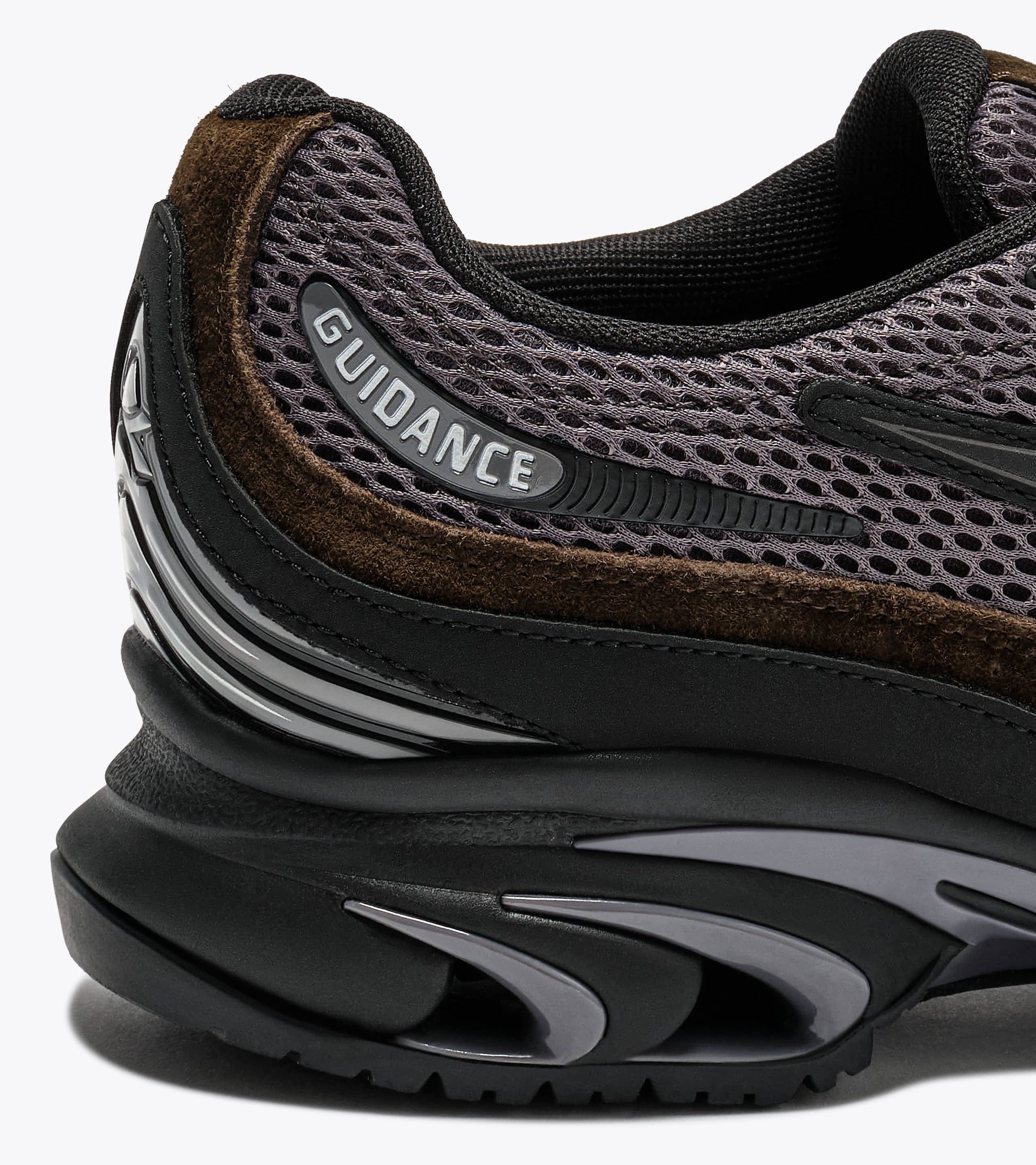 MYTHOS 280 LACK OF GUIDANCE 2 2000s-inspired trainers reimagined