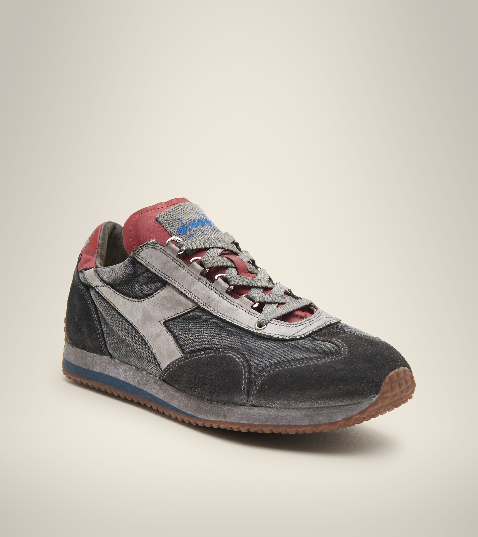 Footwear Heritage UNISEX EQUIPE H DIRTY STONE WASH EVO BLU MARE BERING Diadora