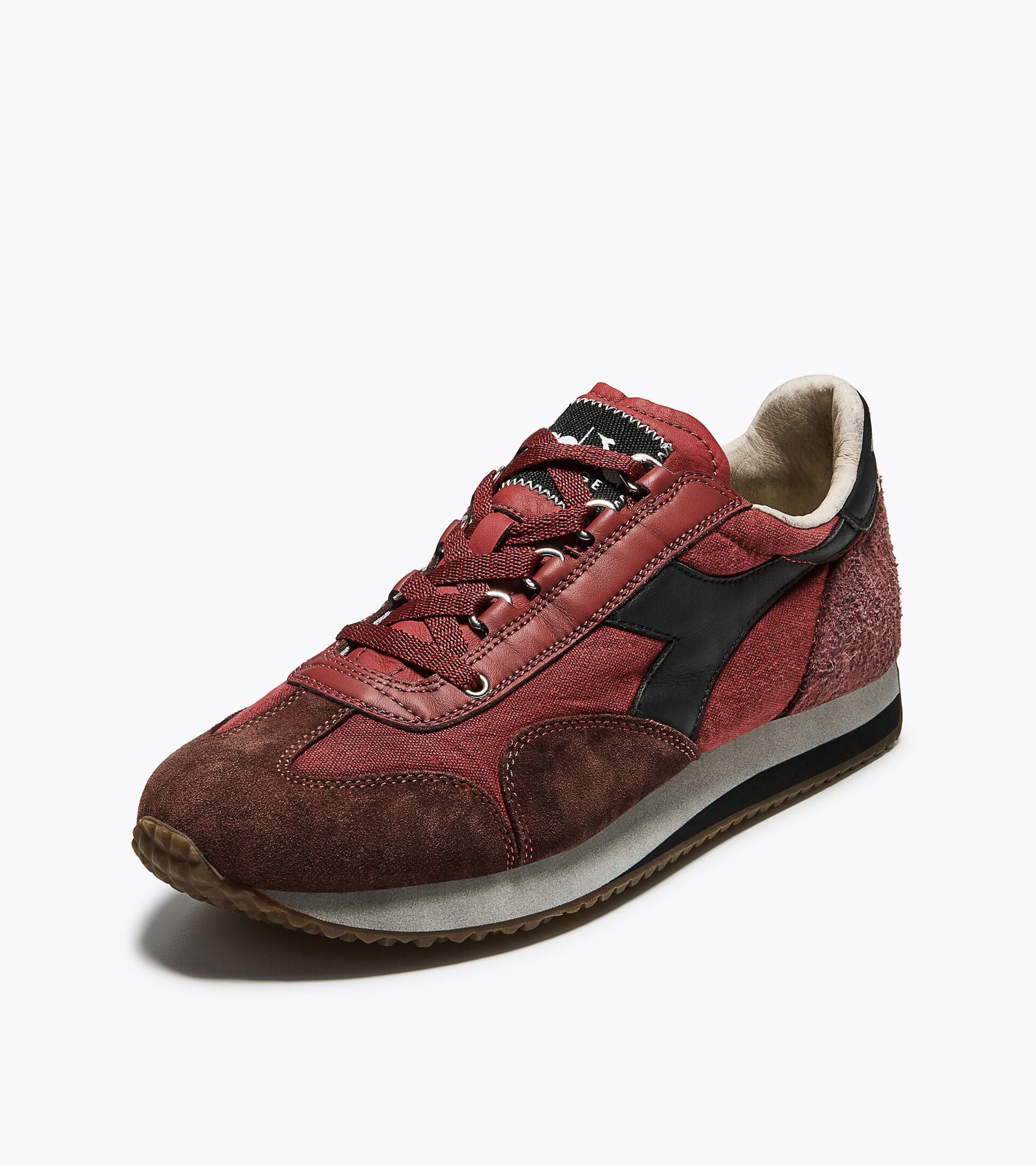 Low-profile Heritage sneaker - All-gender EQUIPE DIRTY SW EVO RED BRICK - Diadora