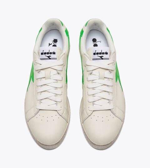 GAME L LOW FLUO WAXED, WHITE/DD GREEN Sporty sneakers - Gender neutral GAME L LOW FLUO WAXED WHITE/DD GREEN - Diadora