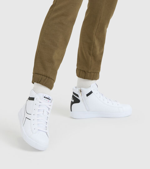 GAME P HIGH GS, WHITE/WHITE/BLACK Sports shoes - Youth 8-16 years GAME P HIGH GS WHITE/WHITE/BLACK - Diadora