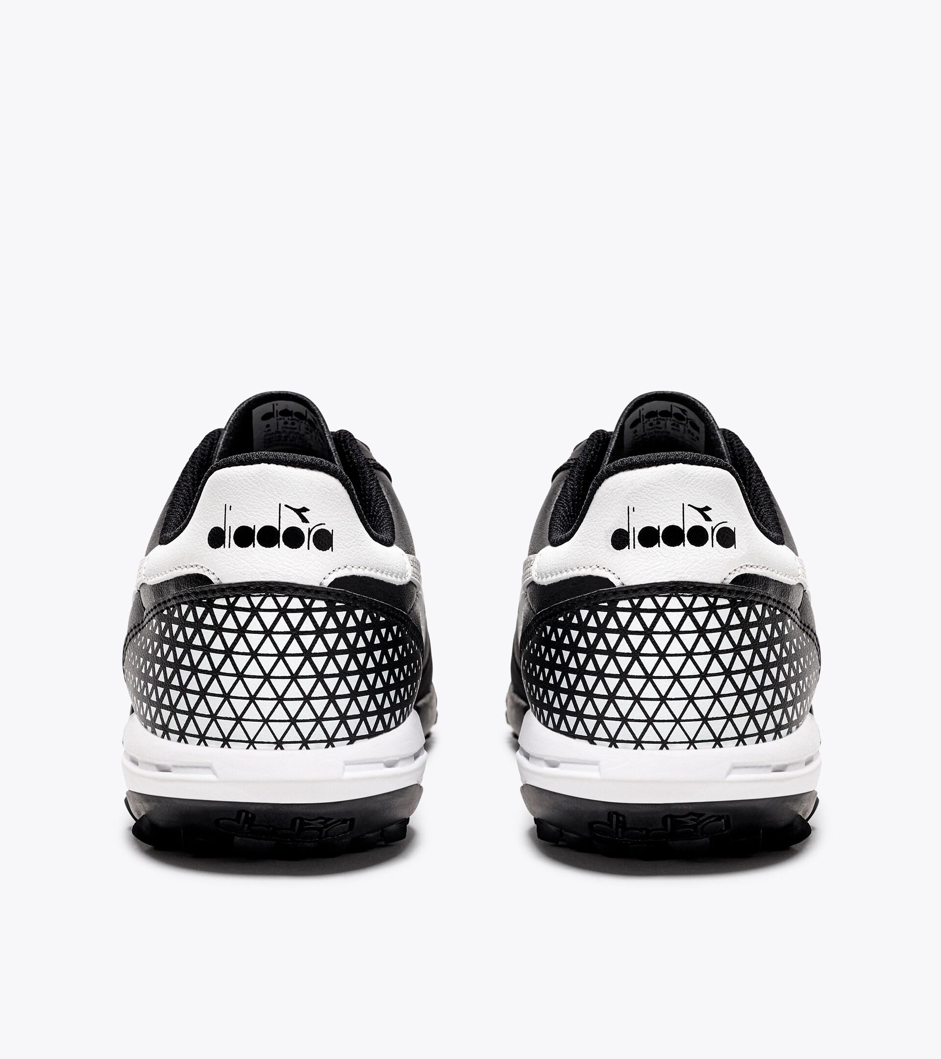 Botas de fútbol sala - Suela específica para césped artificial y superficies duras CALCETTO GR  LT TF NEGRO/BLANCO - Diadora