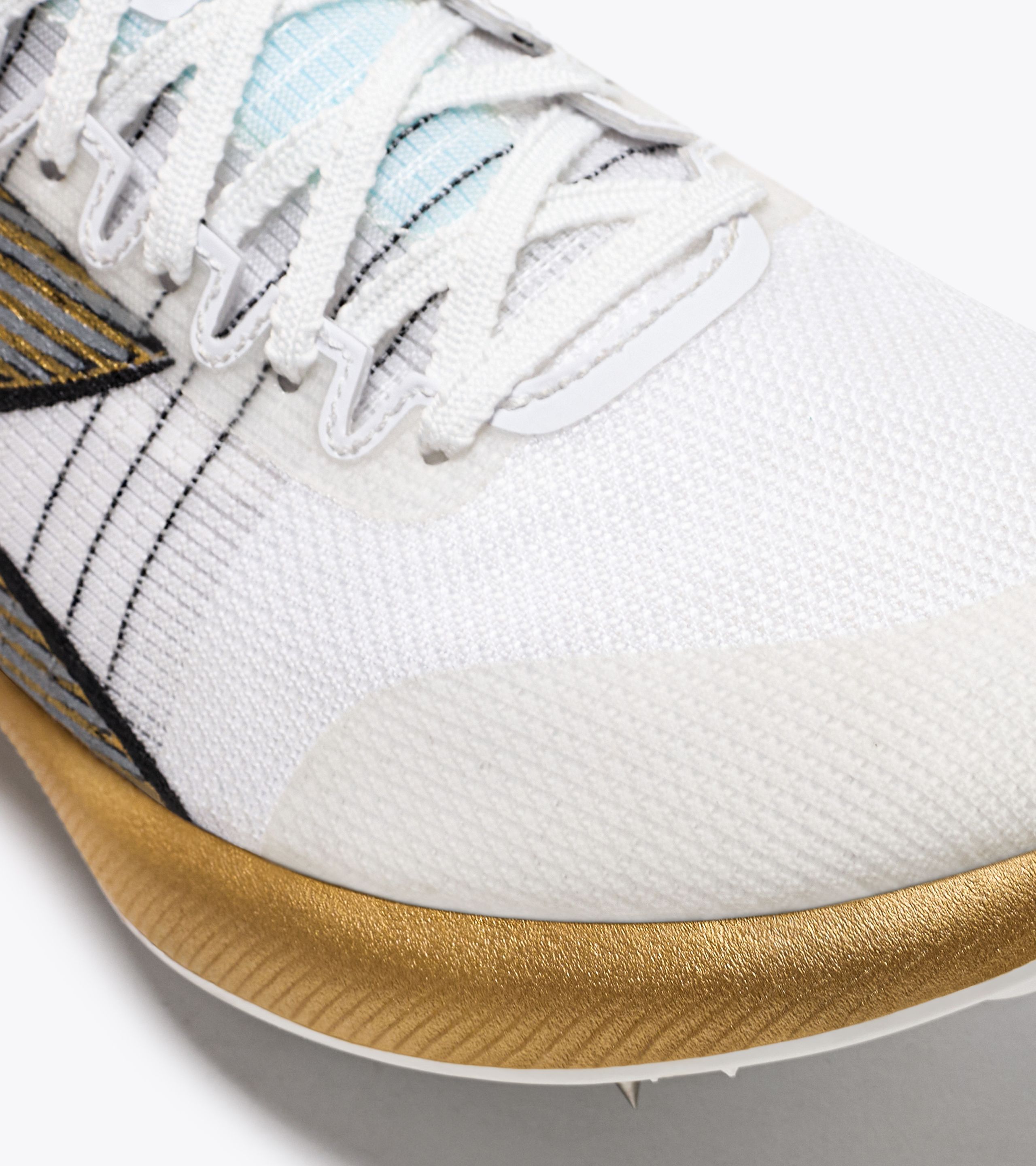 Diadora velocita sale