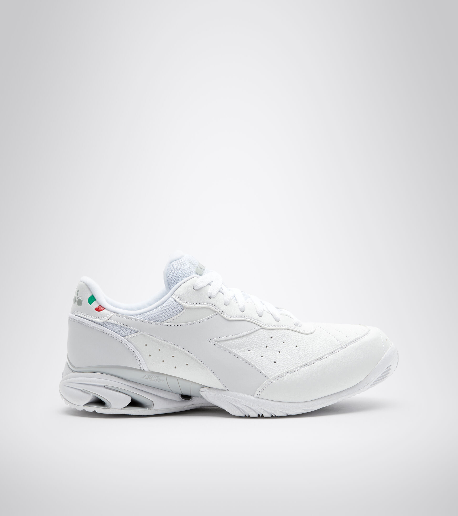 Tennis shoes for hard surfaces and/or clay - Men's S.STAR MAVERICK AG WHITE/WHITE/WHITE - Diadora