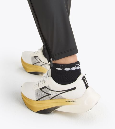 Running Socks CUSHION QUARTER SOCKS BLACK - Diadora