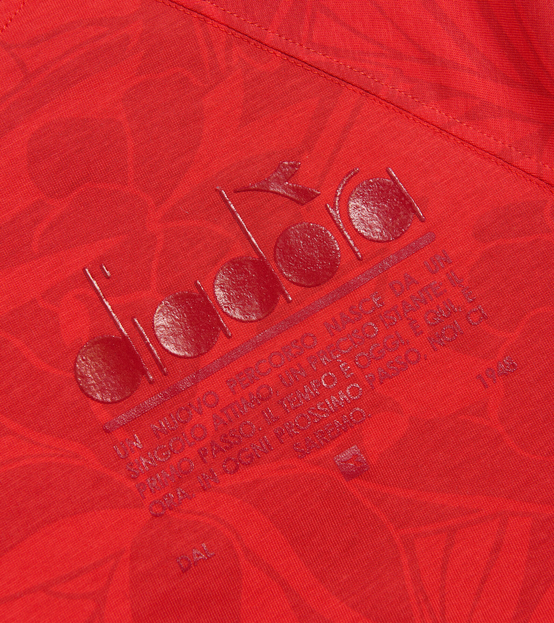 Organic cotton T-shirt - Women L. T-SHIRT SS CROP MANIFESTO POPPY RED - Diadora