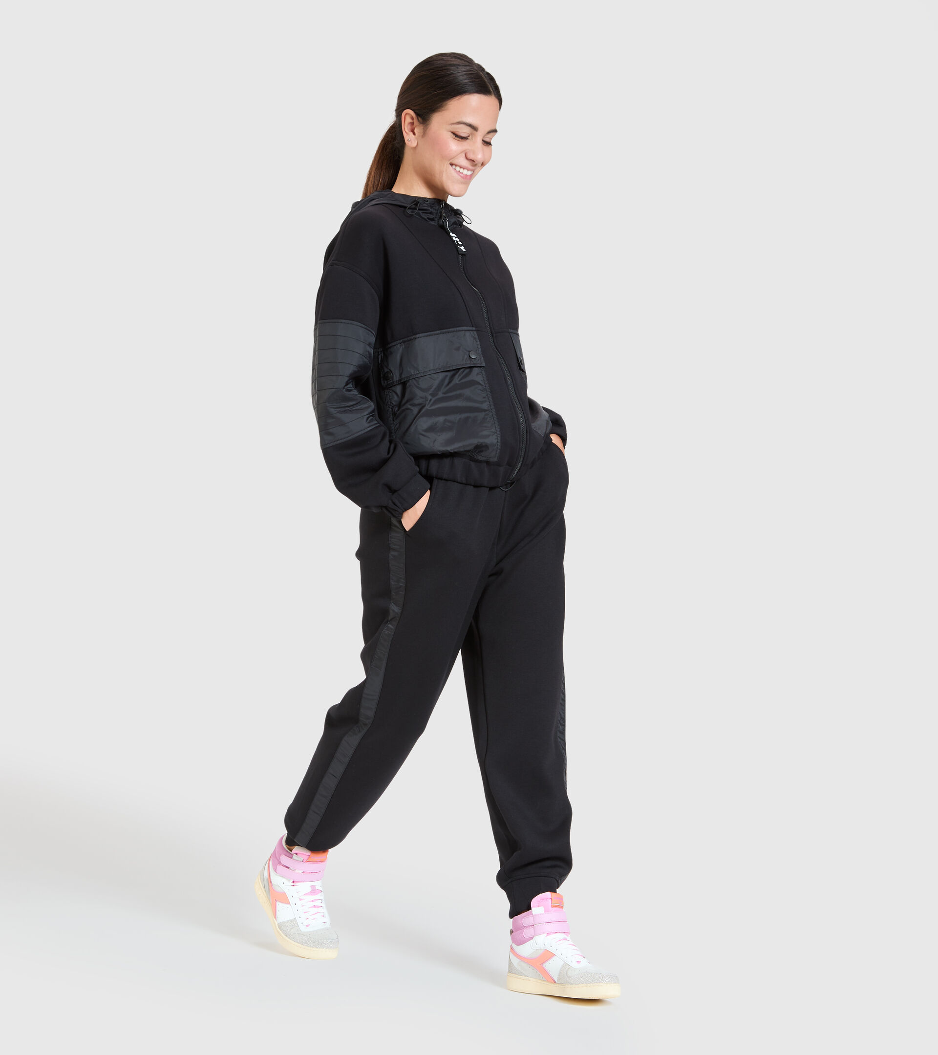 Sports jacket - Women L. TRACK JACKET URBANITY BLACK - Diadora