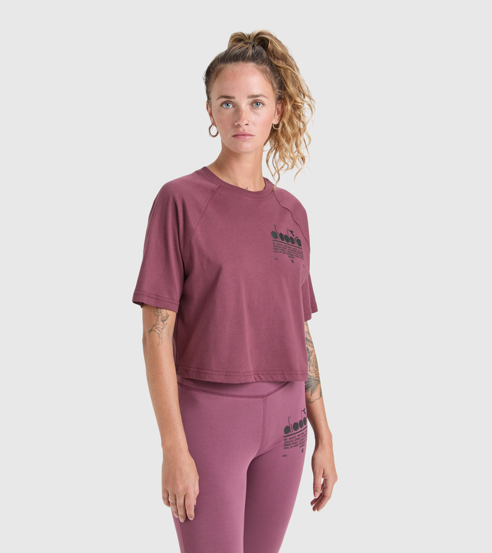 T-Shirt aus Baumwolle - Damen L. T-SHIRT SS MANIFESTO VERNICHTET VIOLETT - Diadora