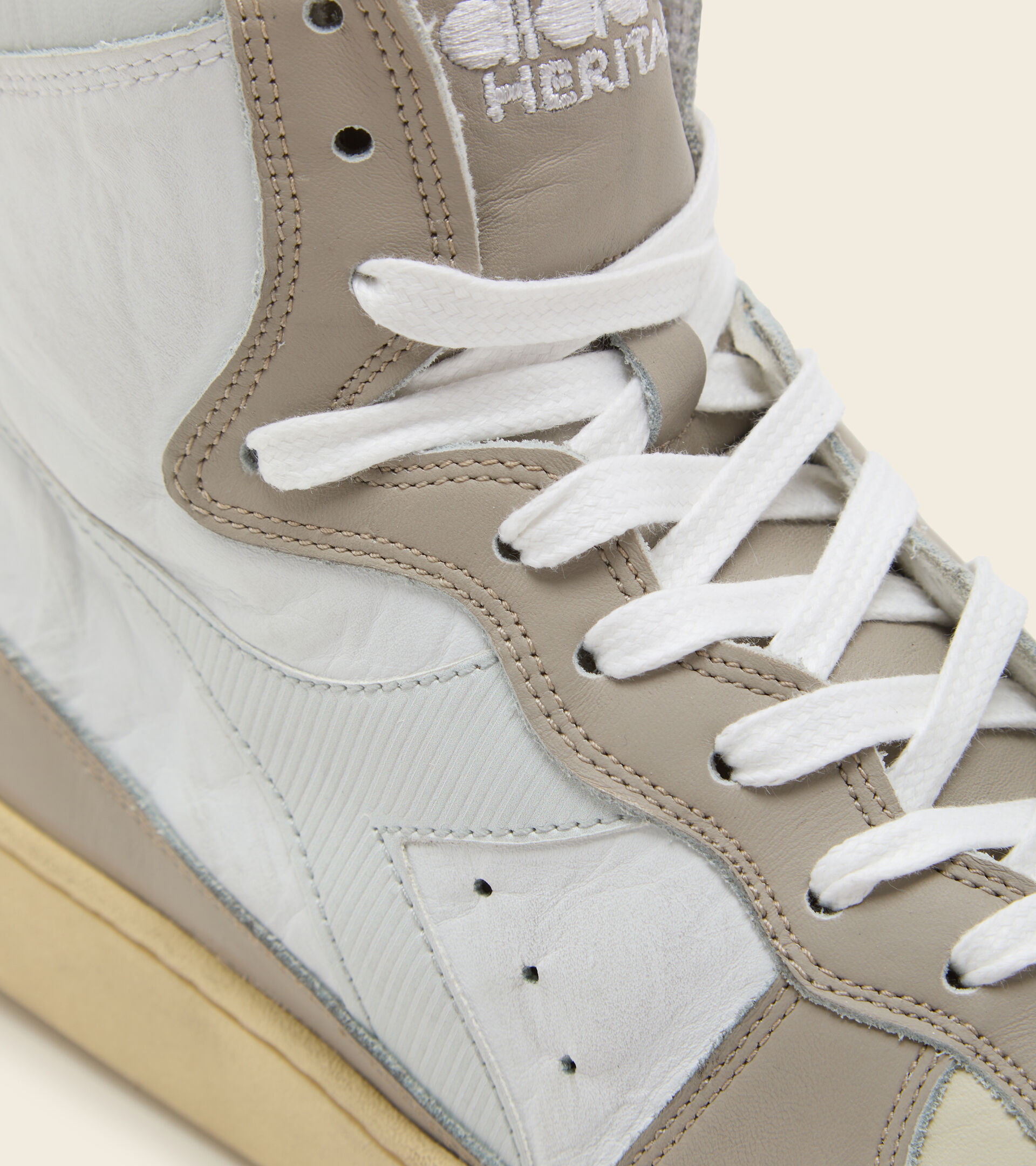Heritage shoes - Unisex MI BASKET USED WHITE/COBBLESTONE - Diadora