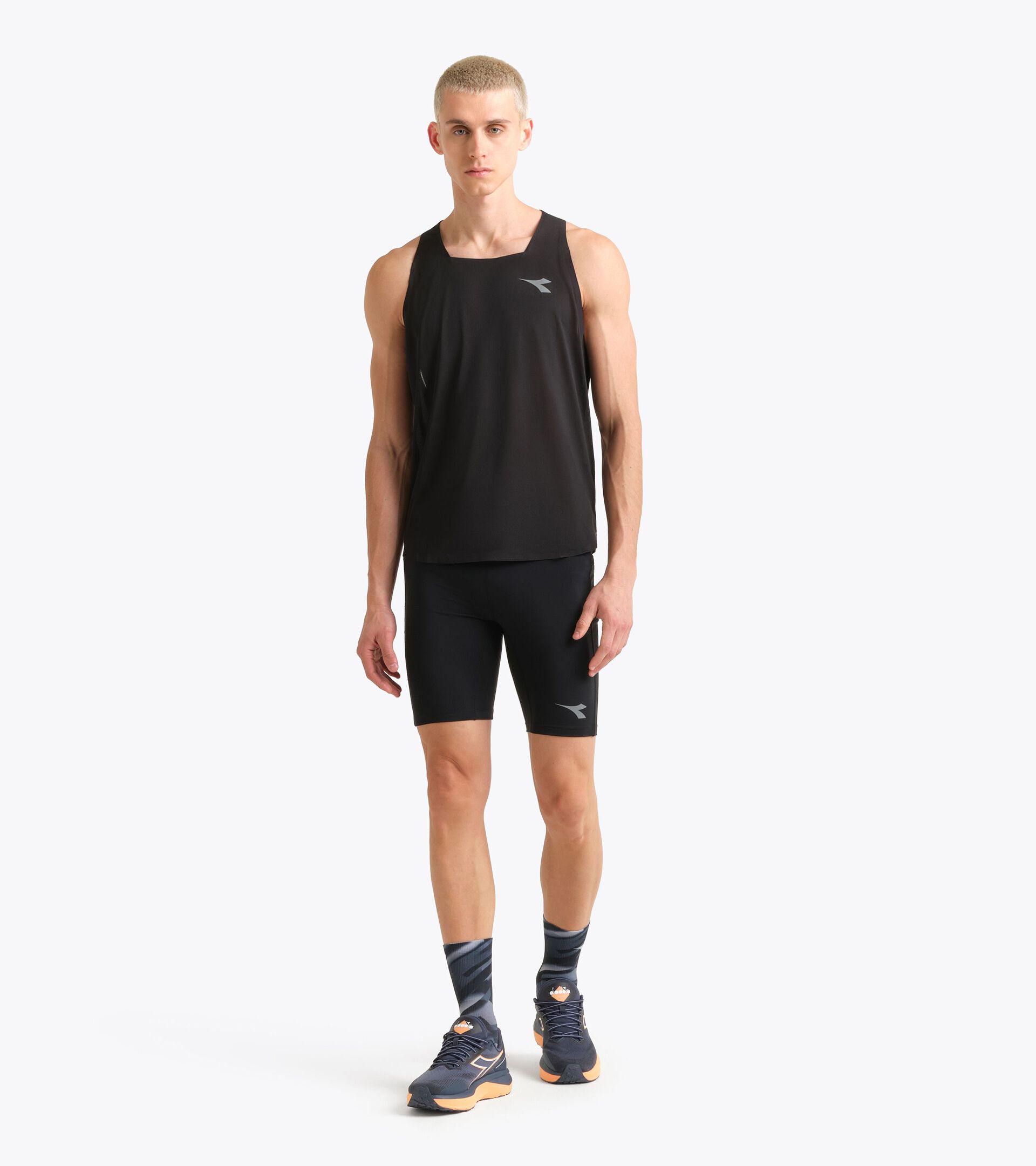 FIBRAZERO Leggings shorts - Running - Men&rsquo;s
 SHORT TIGHTS SUPER LIGHT FIBRAZERO BLACK - Diadora