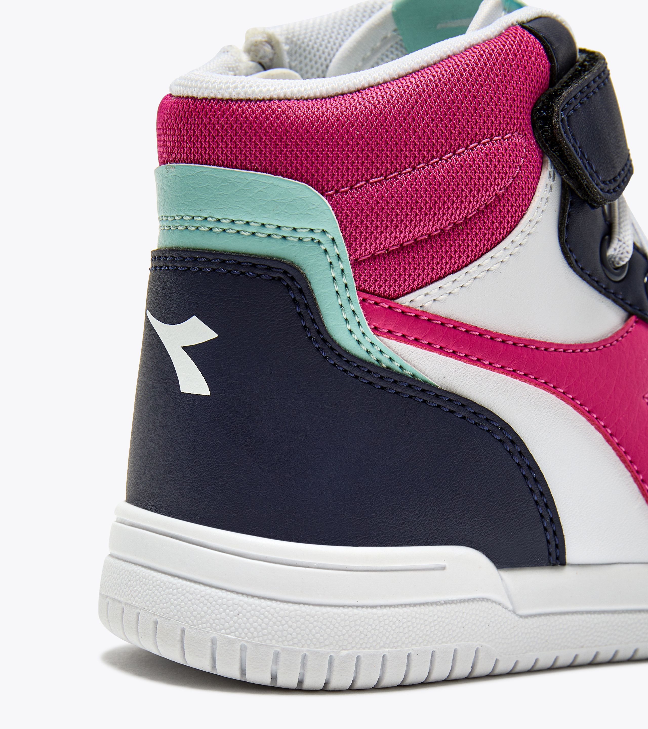 Nencini sport shop basket