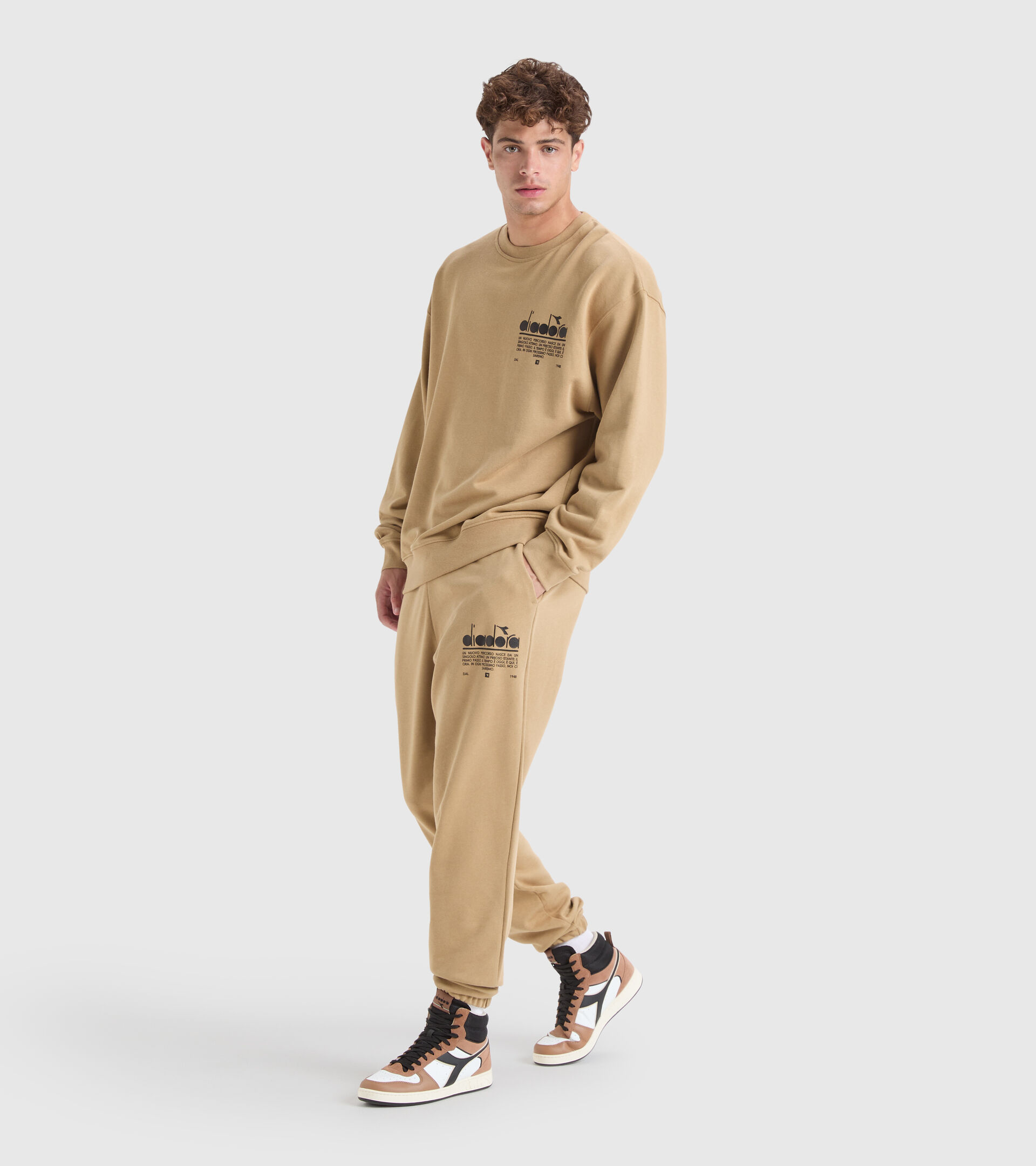 Cotton sweatshirt - Unisex SWEATSHIRT CREW MANIFESTO BEIGE TAN - Diadora