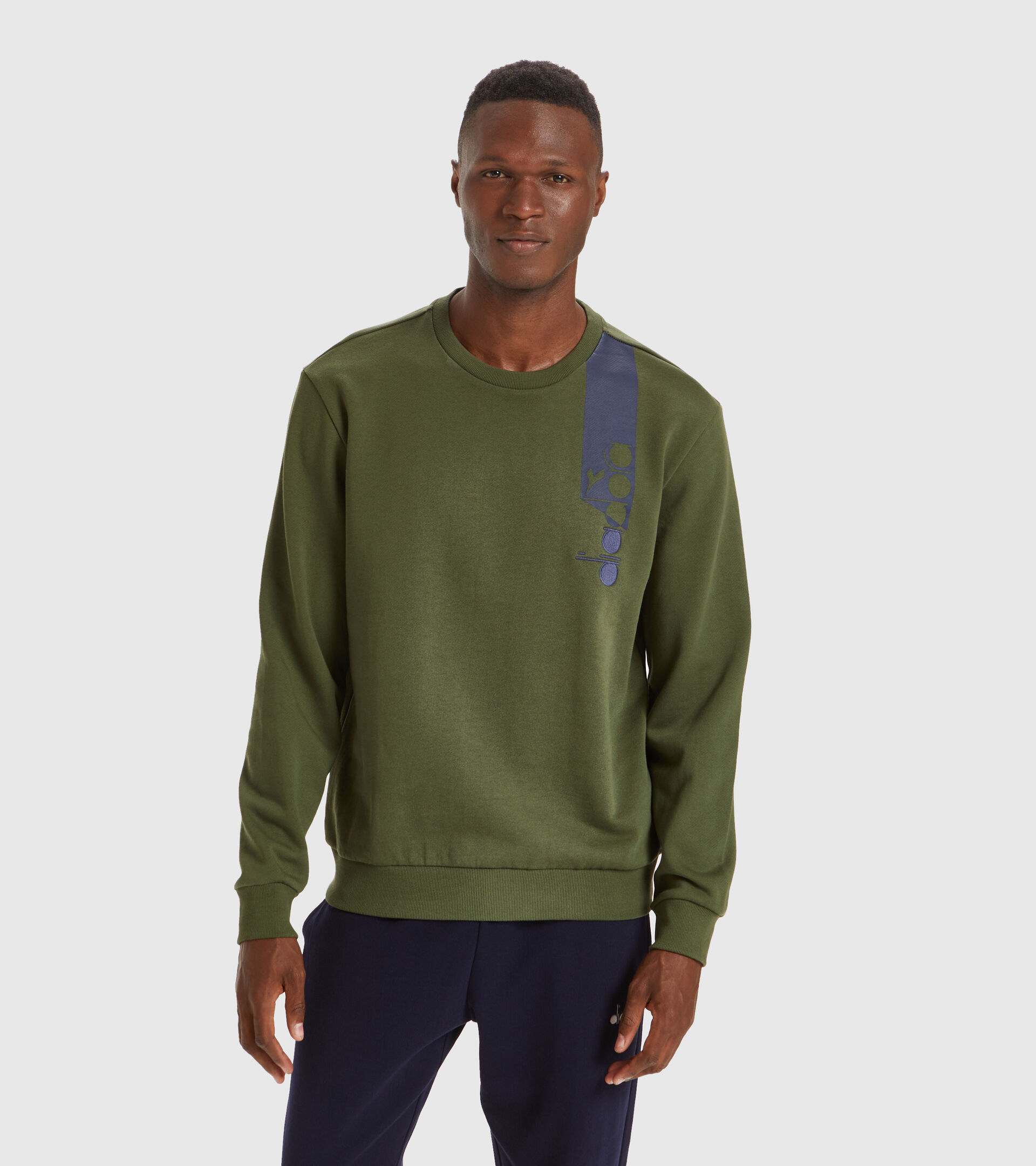 Sudadera cuello redondo - Unisex SWEATSHIRT CREW ICON CIPRES - Diadora