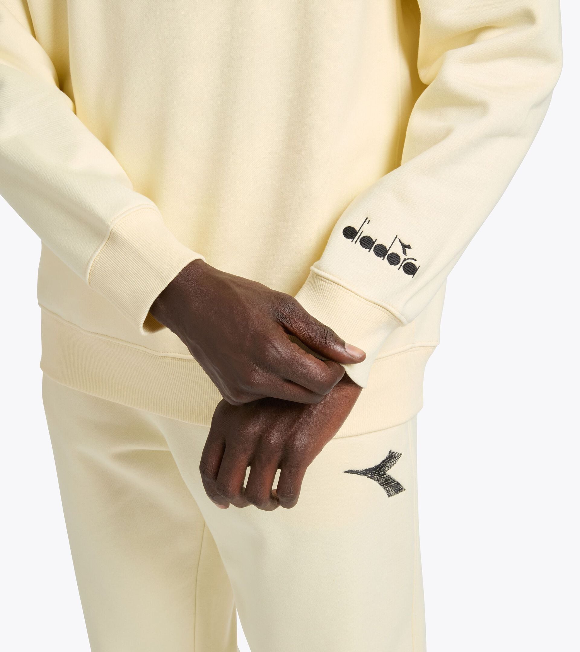 Felpa a girocollo - Run Valley - Per ogni genere SWEATSHIRT RUN CREW (BR) BEIGE AMBIGUO - Diadora