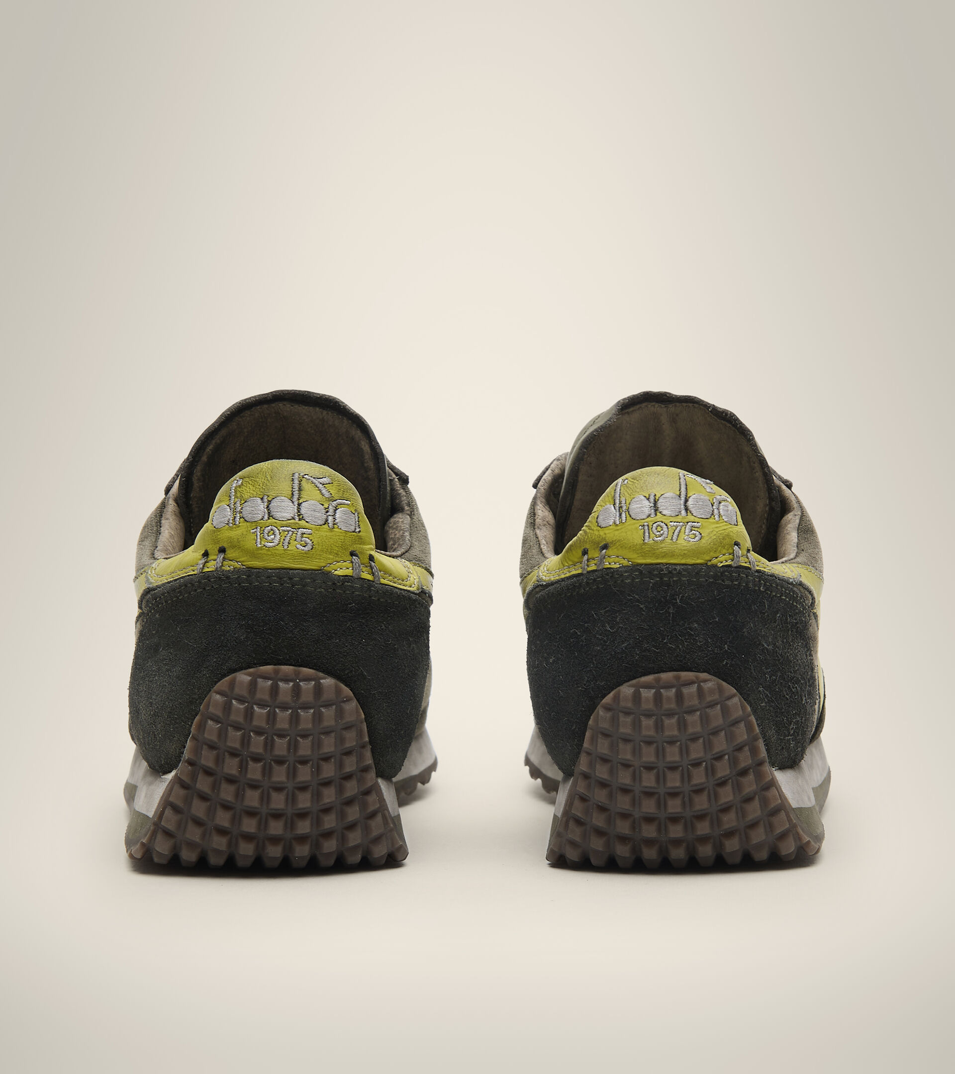 Heritage shoe - Unisex EQUIPE H DIRTY STONE WASH EVO BURNT OLIVE/OLIVE NIGHT - Diadora