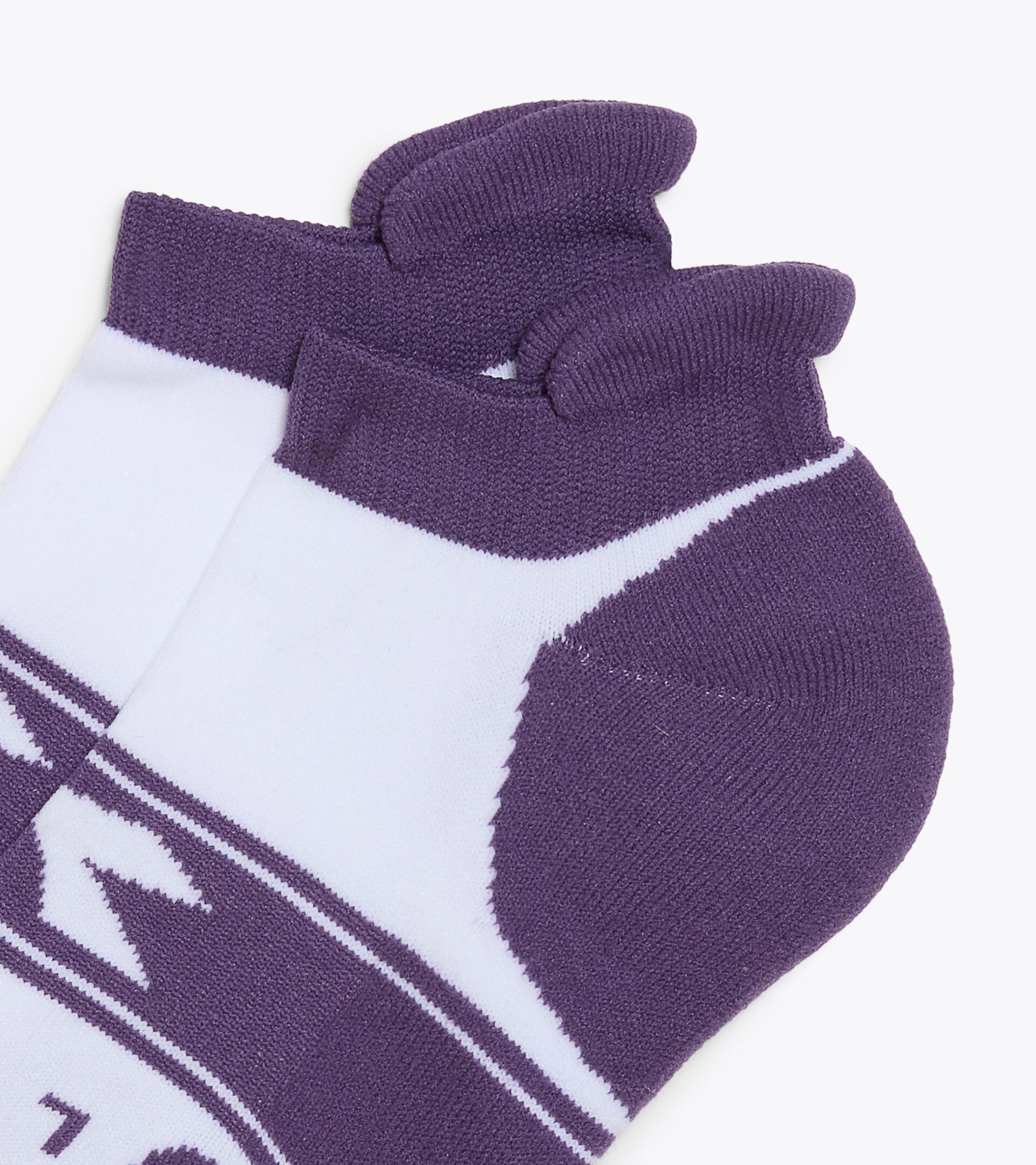 Tennis Socks - Women&rsquo;s
 L. SOCKS OPTIAL WHITE/VIOLET GRAPE COMPOTE - Diadora