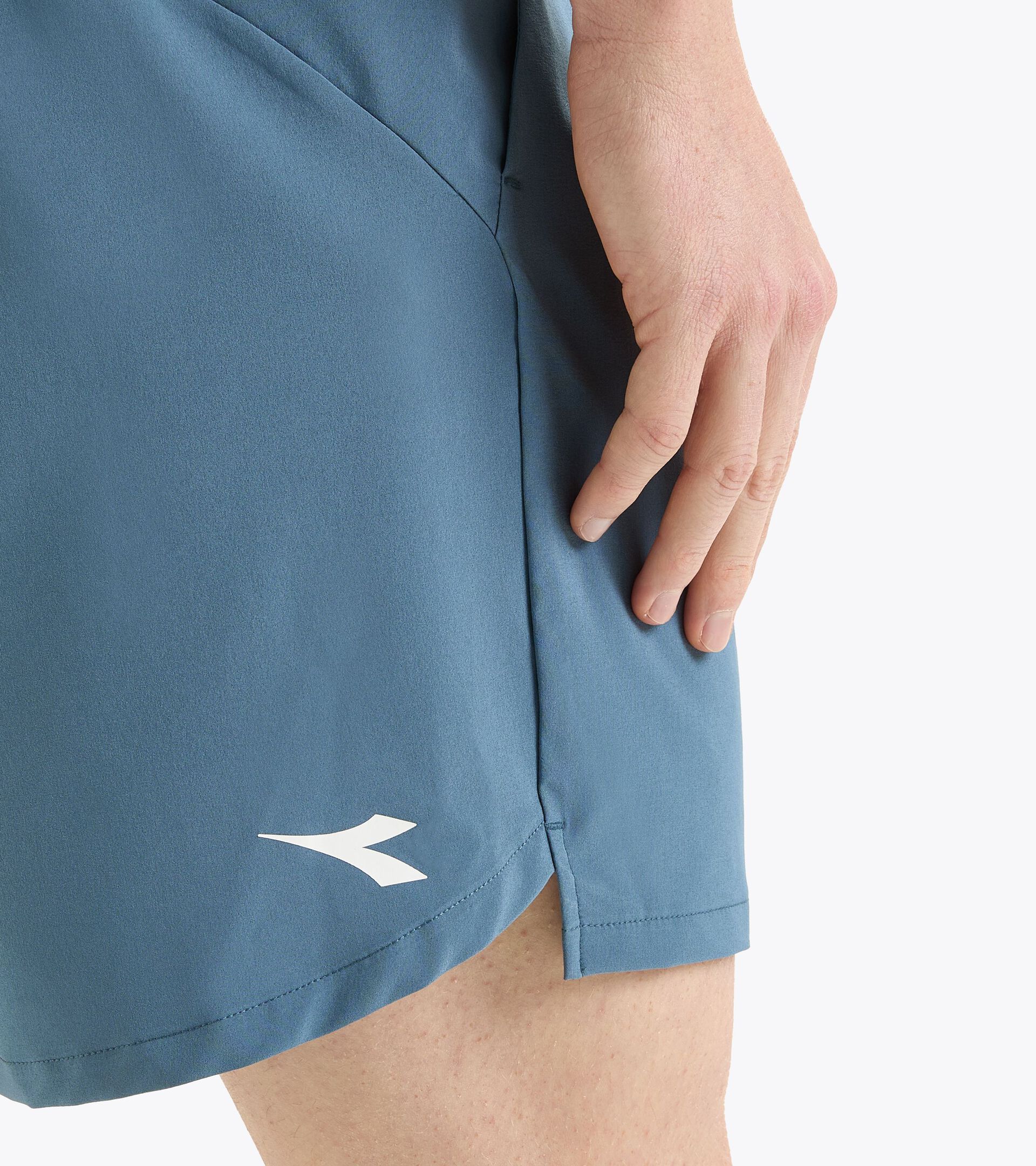 7’’ tennis shorts - Men’s
 SHORTS ICON 7" OCEANVIEW - Diadora