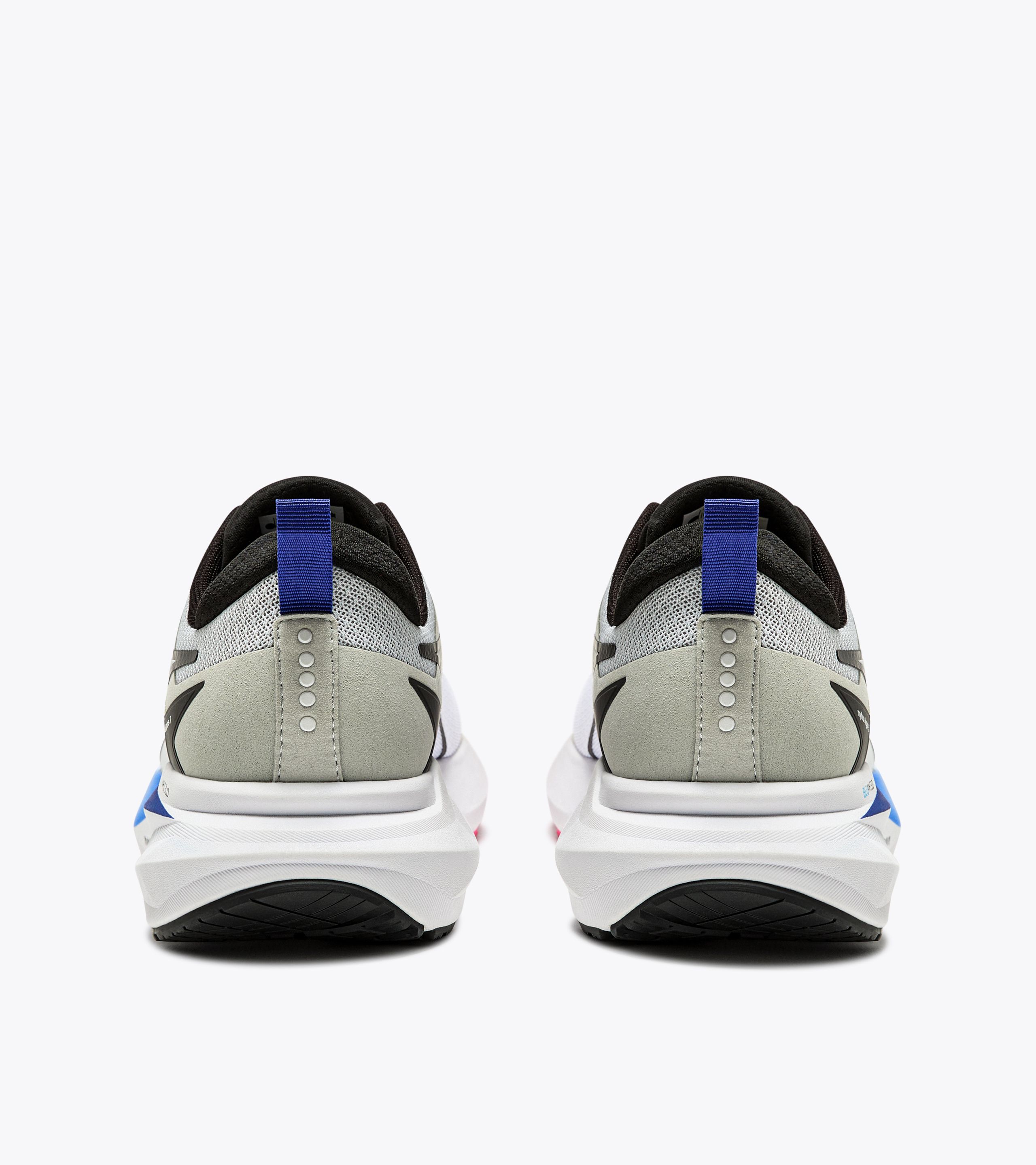 Diadora mythos blushield 3 review online