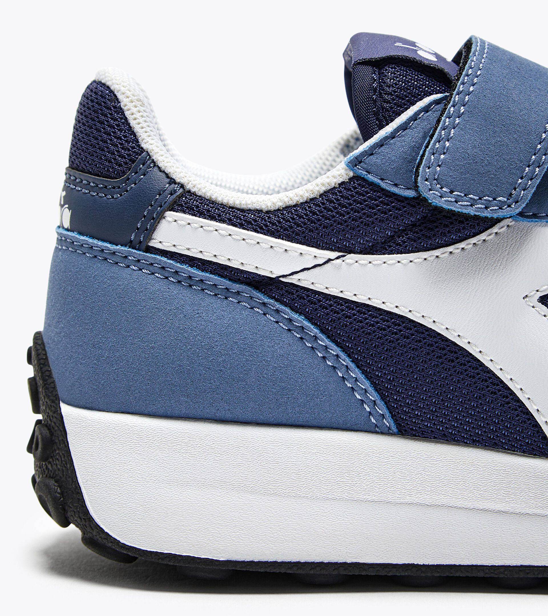 Zapatilla deportiva - Niños 4-8 años RACE PS AZUL LAVADO A LA PIEDRA/BLANCO - Diadora