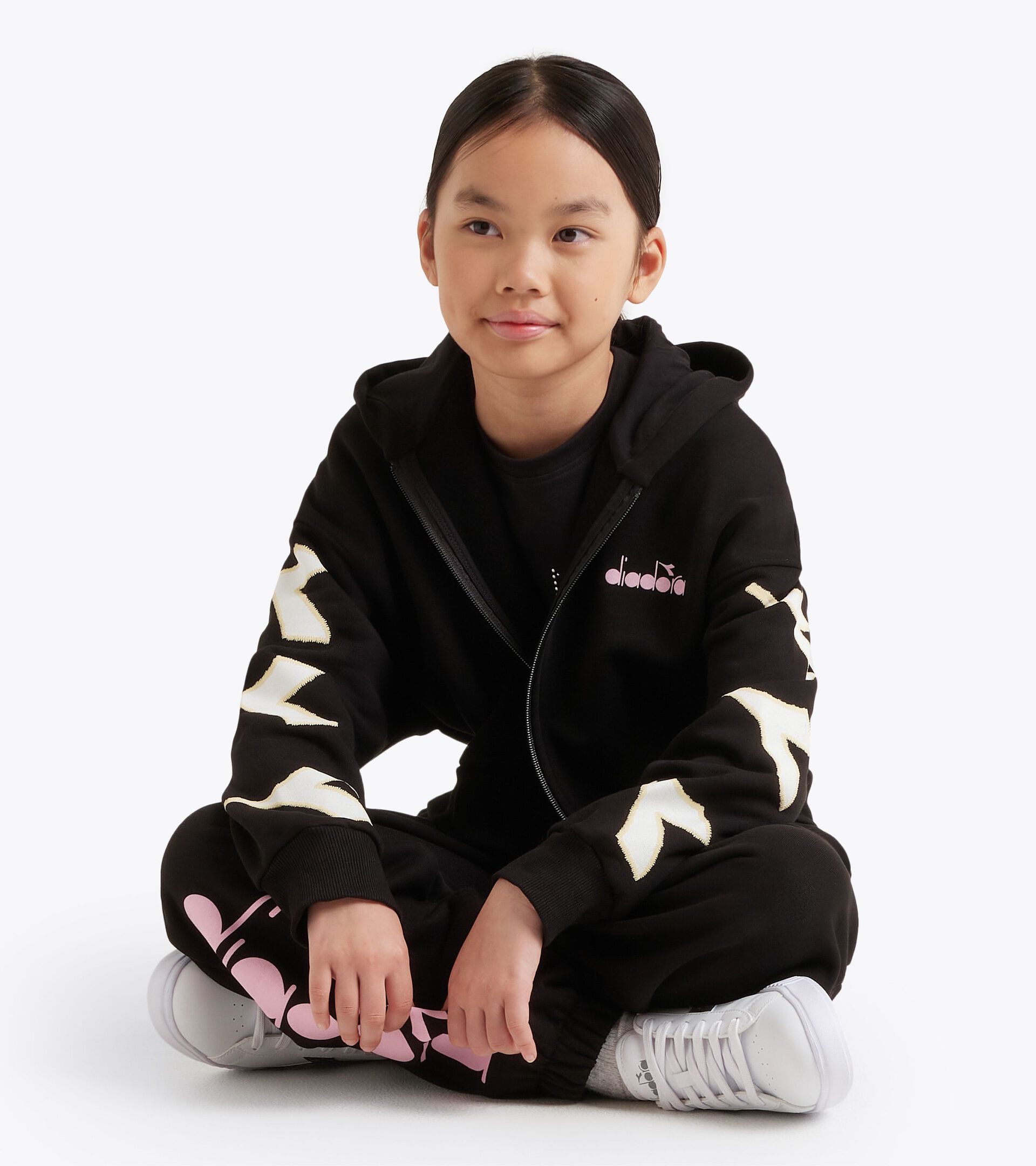 Felpa con cappuccio - Ragazze JG. HOODIE FZ WONDERLAND NERO - Diadora