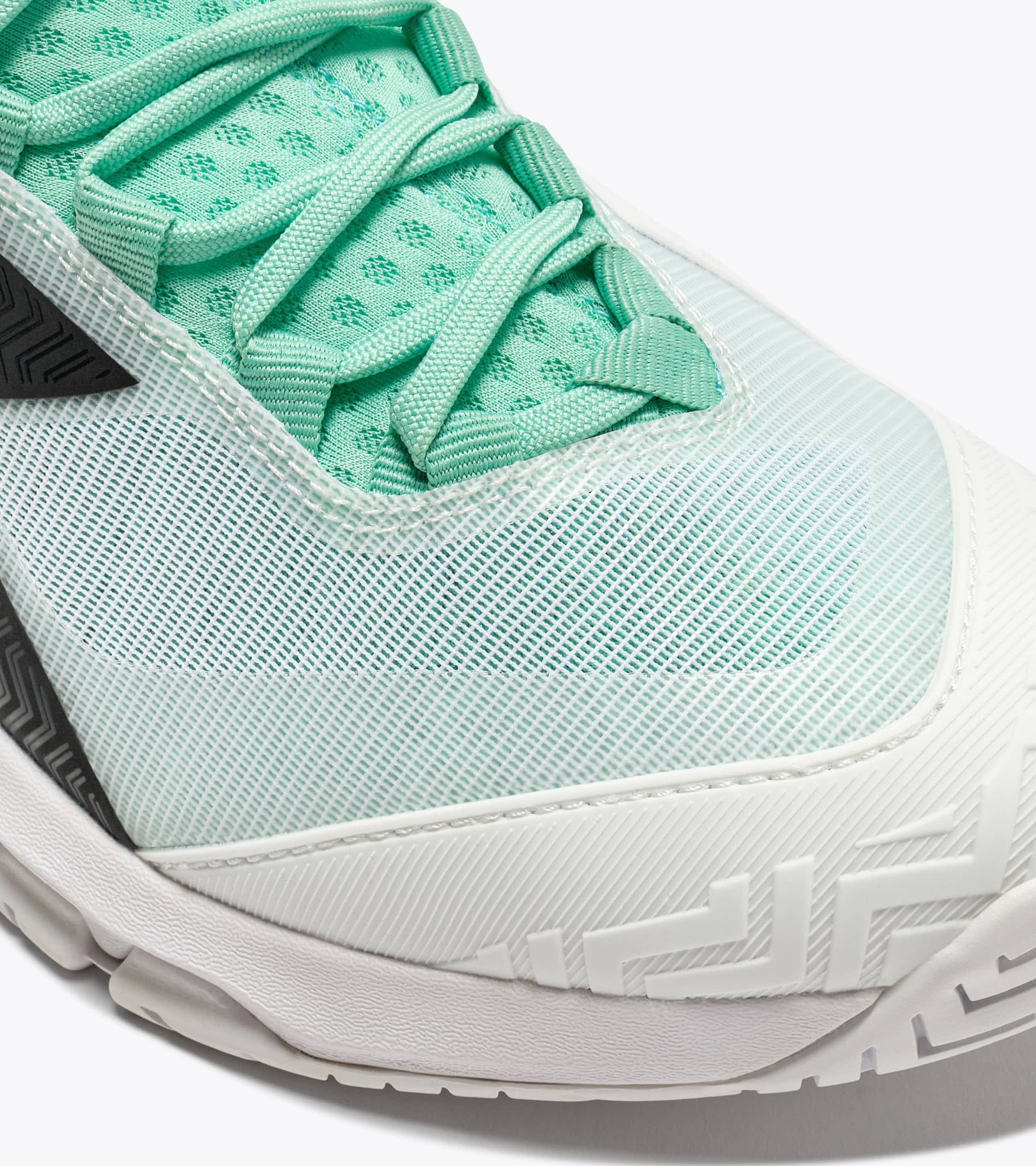 SPEED BLUSHIELD FLY 5 W AG Tennis shoe for clay courts and firm