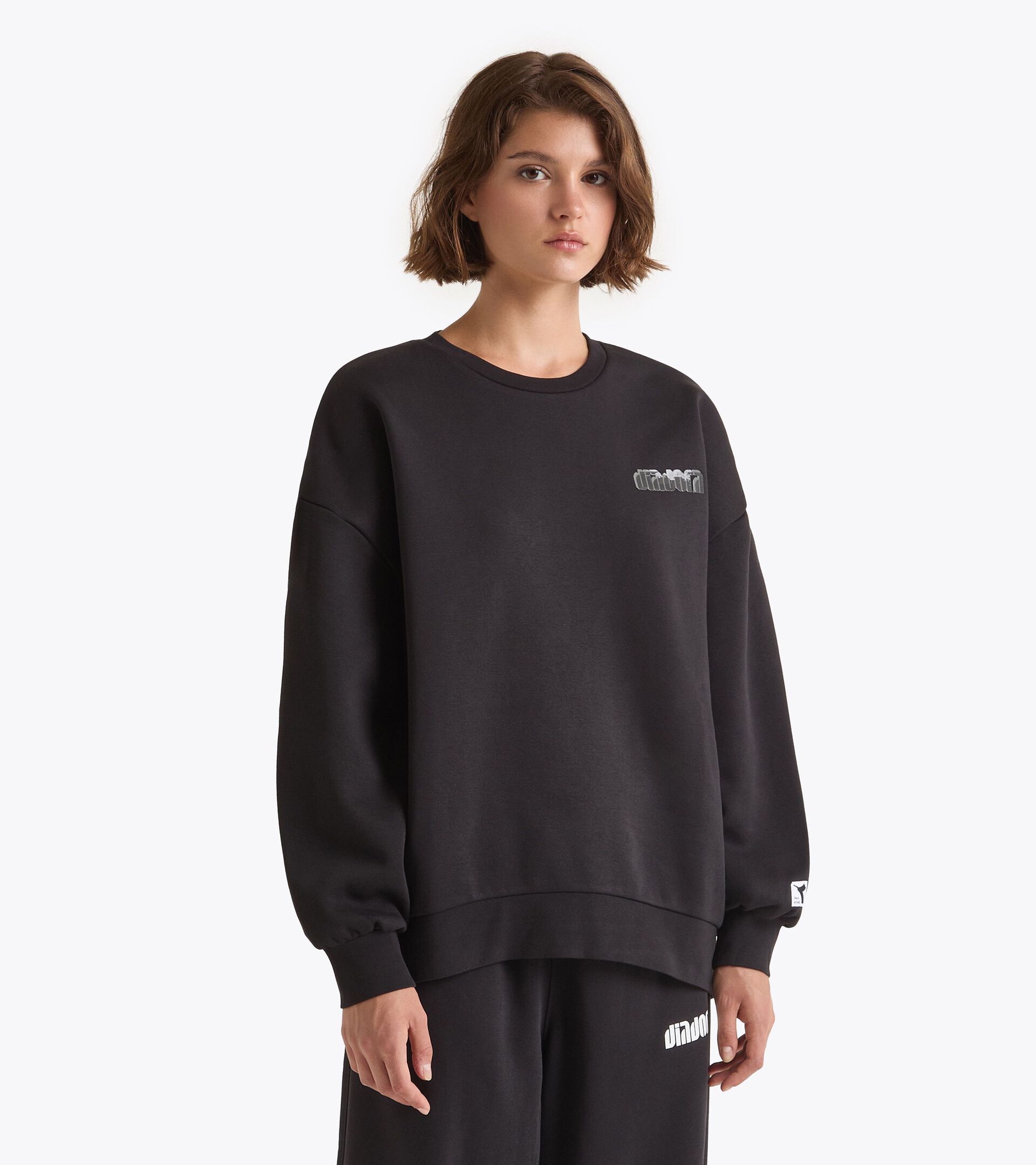 Sweatshirt - Women’s
 L. SWEATSHIRT ATHL. LOGO BLACK - Diadora