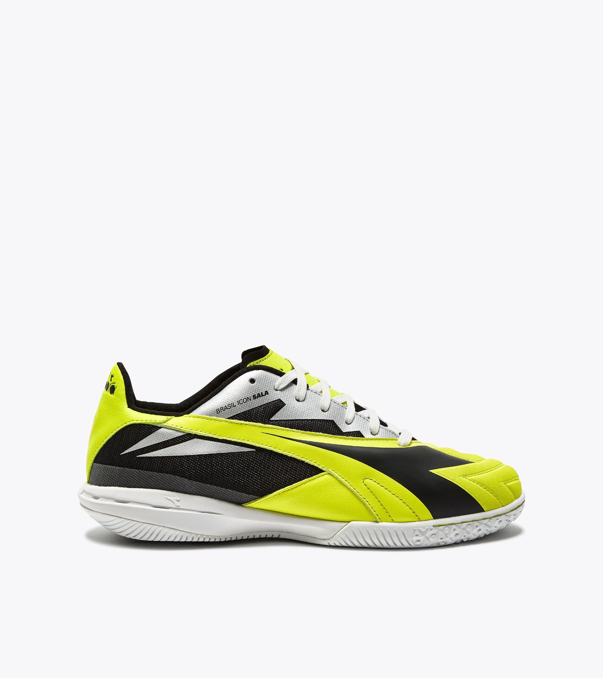 Chaussures de futsal - Semelle spécifique pour les terrains en intérieur et les parquets - Homme BRASIL ICON SALA ID JAUNE FLUO DD/NOIR - Diadora