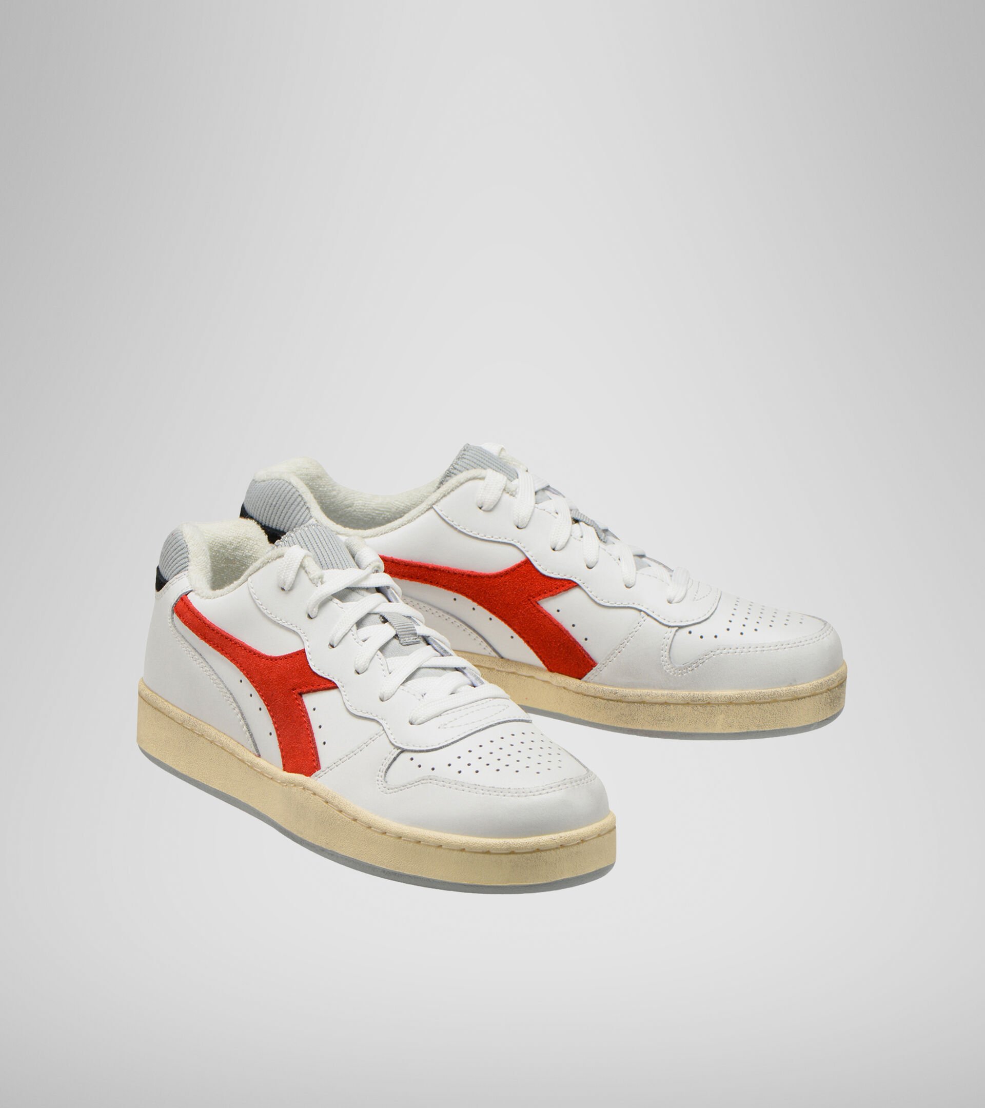 Sports shoe - Unisex MI BASKET LOW ICONA WHITE/FERRARI RED ITALY - Diadora