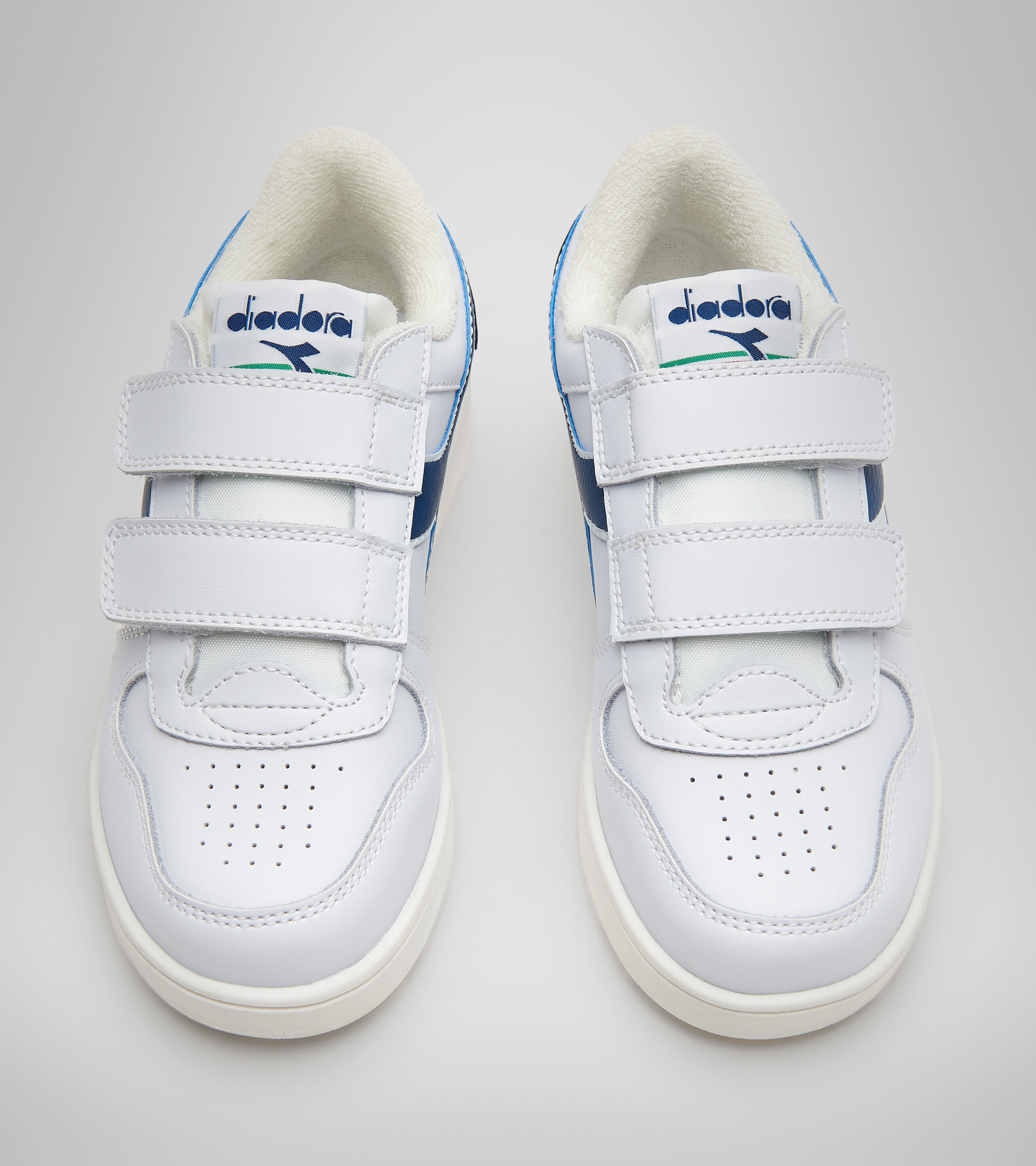 Diadora velcro shoes